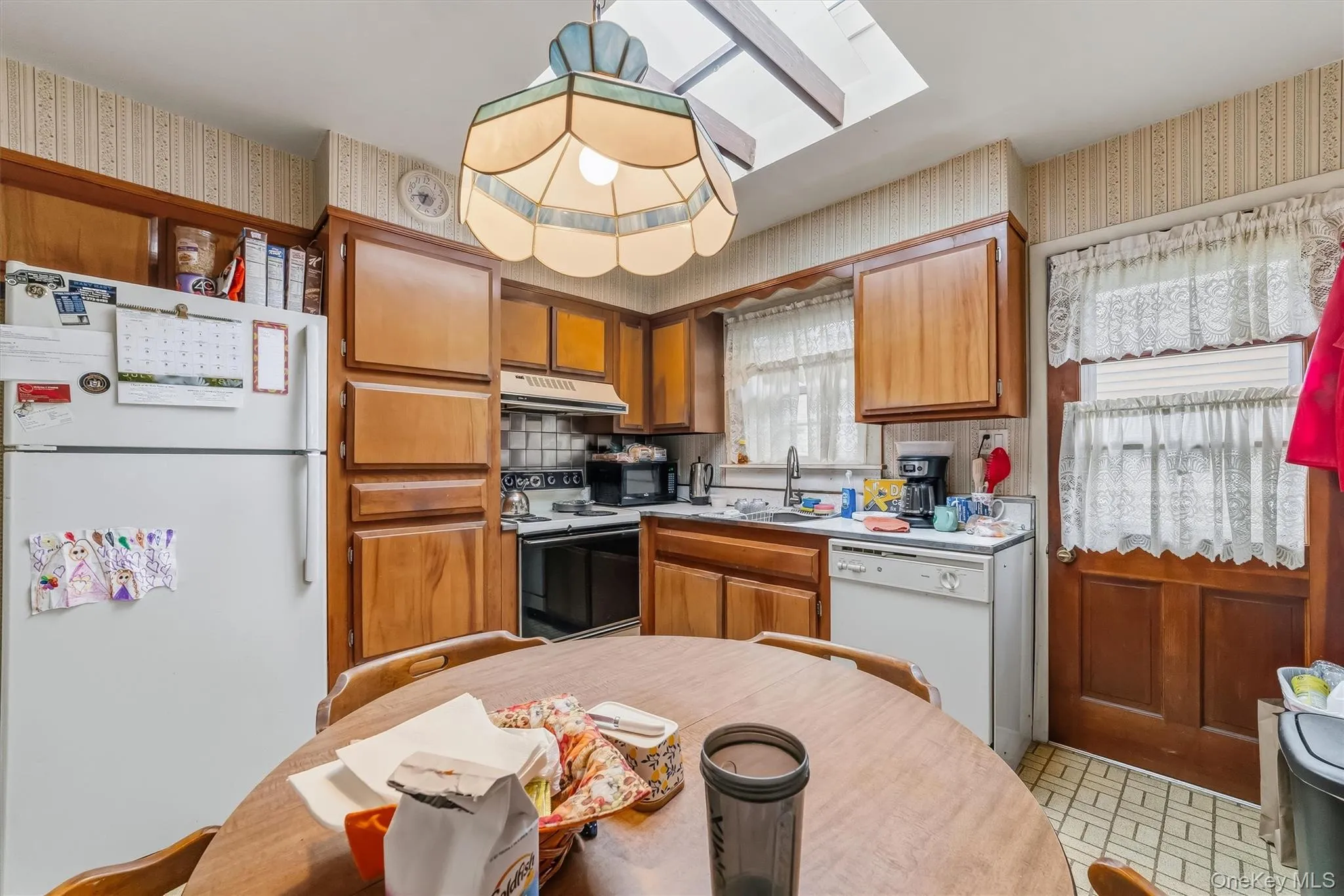 55 Sunset Drive, Cortlandt, NY, 3 Bedrooms Bedrooms, 6 Rooms Rooms,1 BathroomBathrooms,Residential,For Rent,Sunset,0,1026398 55 Sunset Drive, Cortlandt, NY, 3 Bedrooms Bedrooms, 6 Rooms Rooms,1 BathroomBathrooms,Residential,For Rent,Sunset,0,1026398