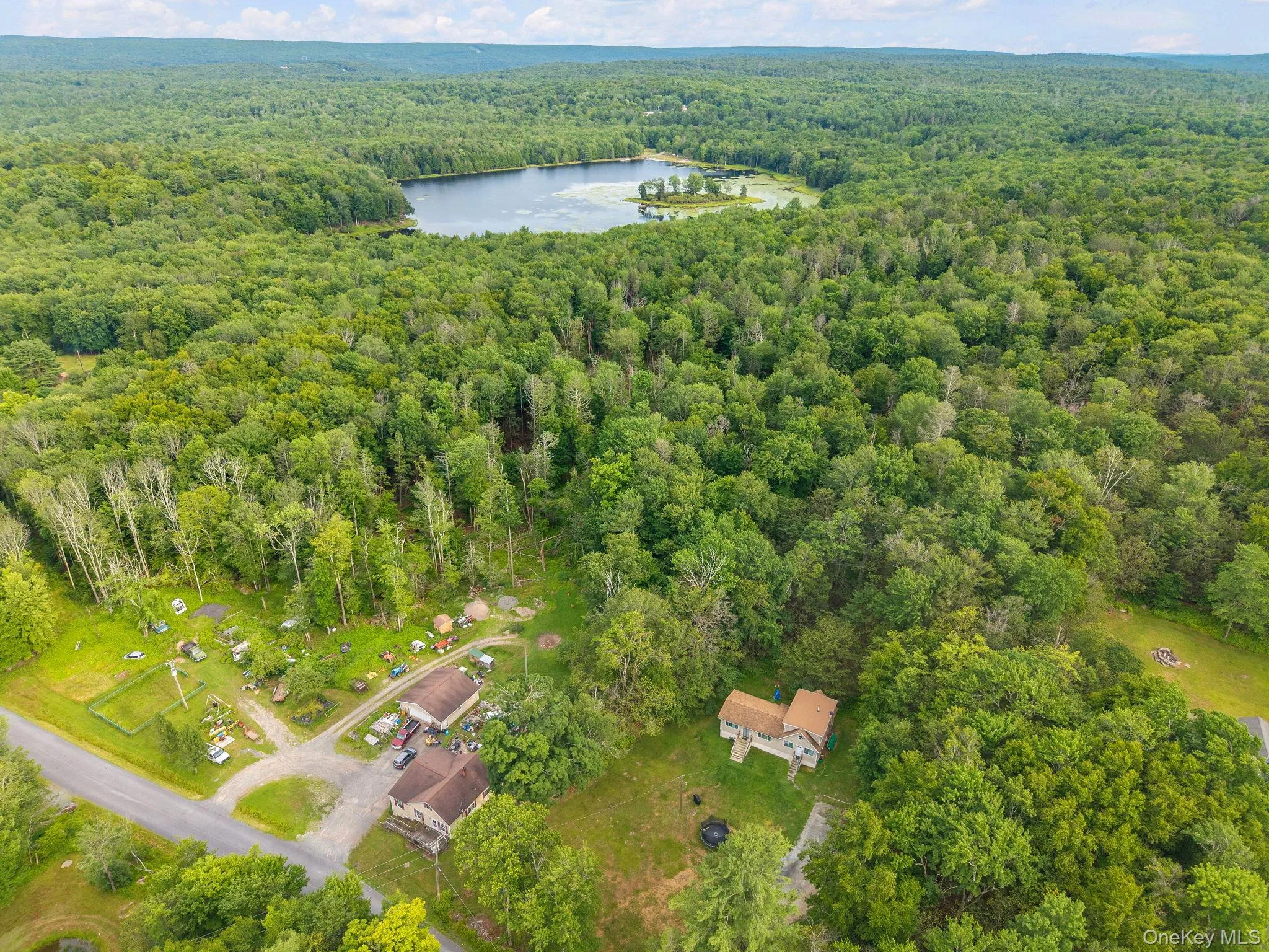 60 Haddock Road, Thompson, NY, 6 Bedrooms Bedrooms, 9 Rooms Rooms,2 BathroomsBathrooms,Residential,For Rent,Haddock,0,1026401 60 Haddock Road, Thompson, NY, 6 Bedrooms Bedrooms, 9 Rooms Rooms,2 BathroomsBathrooms,Residential,For Rent,Haddock,0,1026401