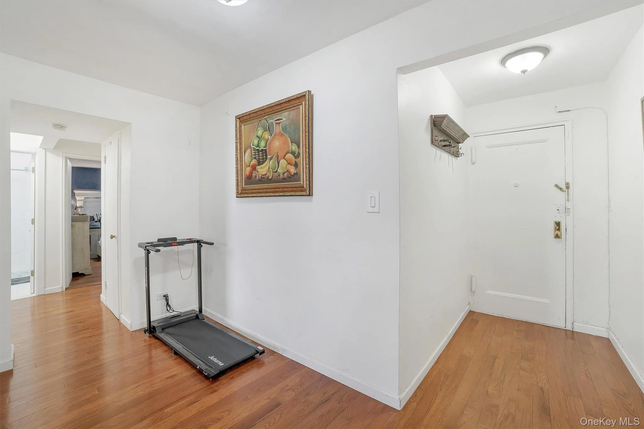 2750 Olinville Avenue, New York, NY, 2 Bedrooms Bedrooms, 4 Rooms Rooms,1 BathroomBathrooms,Residential,For Rent,Olinville,0,1026411 2750 Olinville Avenue, New York, NY, 2 Bedrooms Bedrooms, 4 Rooms Rooms,1 BathroomBathrooms,Residential,For Rent,Olinville,0,1026411