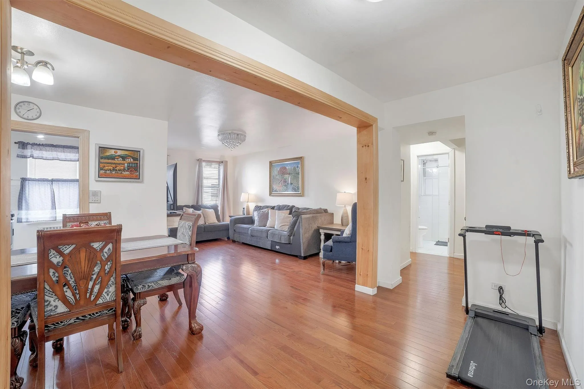 2750 Olinville Avenue, New York, NY, 2 Bedrooms Bedrooms, 4 Rooms Rooms,1 BathroomBathrooms,Residential,For Rent,Olinville,0,1026411 2750 Olinville Avenue, New York, NY, 2 Bedrooms Bedrooms, 4 Rooms Rooms,1 BathroomBathrooms,Residential,For Rent,Olinville,0,1026411