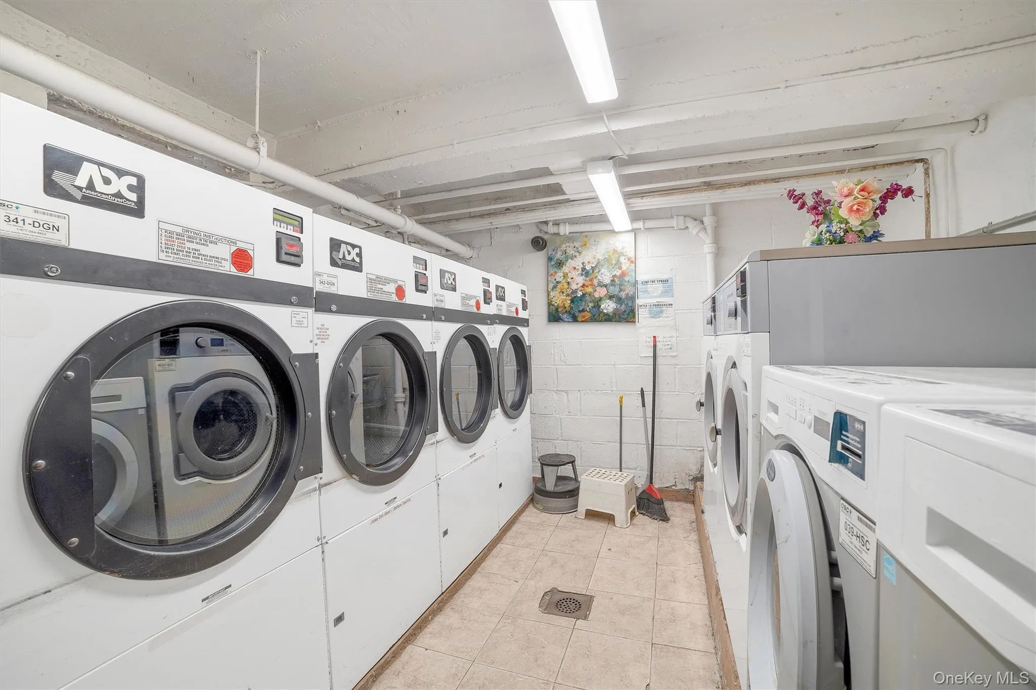 2750 Olinville Avenue, New York, NY, 2 Bedrooms Bedrooms, 4 Rooms Rooms,1 BathroomBathrooms,Residential,For Rent,Olinville,0,1026411 2750 Olinville Avenue, New York, NY, 2 Bedrooms Bedrooms, 4 Rooms Rooms,1 BathroomBathrooms,Residential,For Rent,Olinville,0,1026411