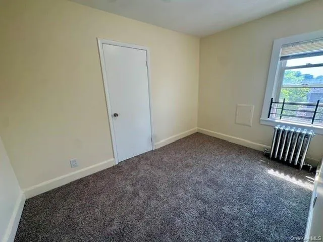 100 Earle Avenue, Hempstead, NY, 2 Bedrooms Bedrooms, 4 Rooms Rooms,1 BathroomBathrooms,Residential Lease,For Rent,Earle,0,1026412 100 Earle Avenue, Hempstead, NY, 2 Bedrooms Bedrooms, 4 Rooms Rooms,1 BathroomBathrooms,Residential Lease,For Rent,Earle,0,1026412