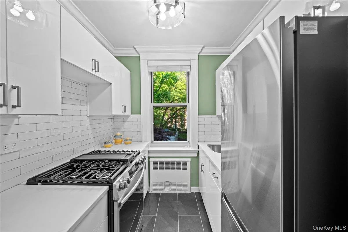 629 Kappock Street, New York, NY, 1 Bedroom Bedrooms, 3 Rooms Rooms,1 BathroomBathrooms,Residential Lease,For Rent,Kappock,0,1026414 629 Kappock Street, New York, NY, 1 Bedroom Bedrooms, 3 Rooms Rooms,1 BathroomBathrooms,Residential Lease,For Rent,Kappock,0,1026414