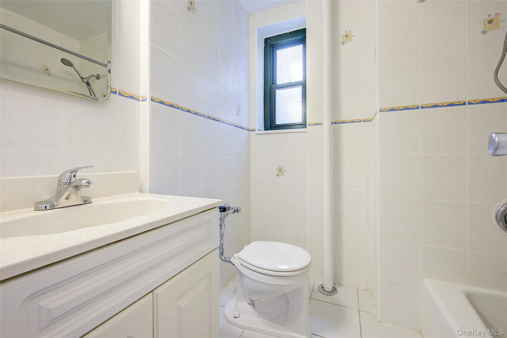 34-40 79th Street, New York, NY, 1 Bedroom Bedrooms, 4 Rooms Rooms,1 BathroomBathrooms,Residential Lease,For Rent,79th,0,1026421 34-40 79th Street, New York, NY, 1 Bedroom Bedrooms, 4 Rooms Rooms,1 BathroomBathrooms,Residential Lease,For Rent,79th,0,1026421