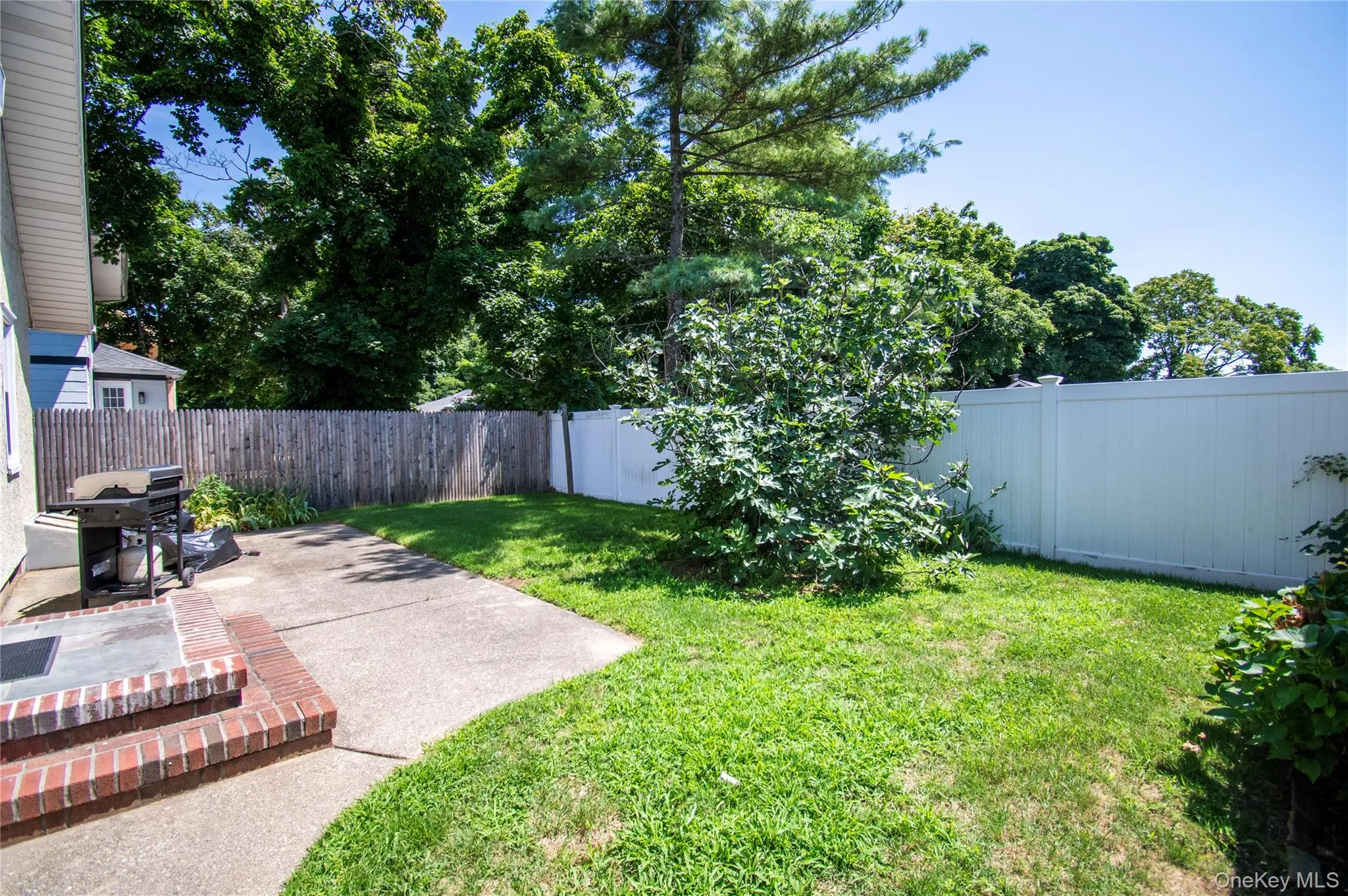 2415 Gale Avenue, Hempstead, NY, 4 Bedrooms Bedrooms, 9 Rooms Rooms,1 BathroomBathrooms,Residential,For Rent,Gale,0,1026423 2415 Gale Avenue, Hempstead, NY, 4 Bedrooms Bedrooms, 9 Rooms Rooms,1 BathroomBathrooms,Residential,For Rent,Gale,0,1026423