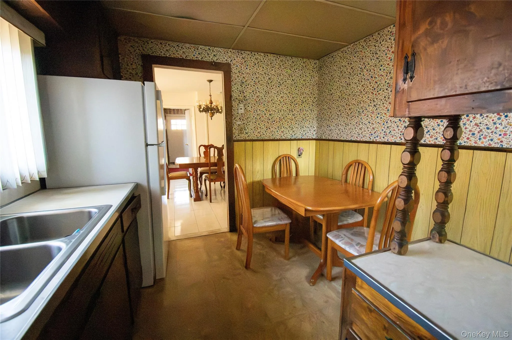 2415 Gale Avenue, Hempstead, NY, 4 Bedrooms Bedrooms, 9 Rooms Rooms,1 BathroomBathrooms,Residential,For Rent,Gale,0,1026423 2415 Gale Avenue, Hempstead, NY, 4 Bedrooms Bedrooms, 9 Rooms Rooms,1 BathroomBathrooms,Residential,For Rent,Gale,0,1026423