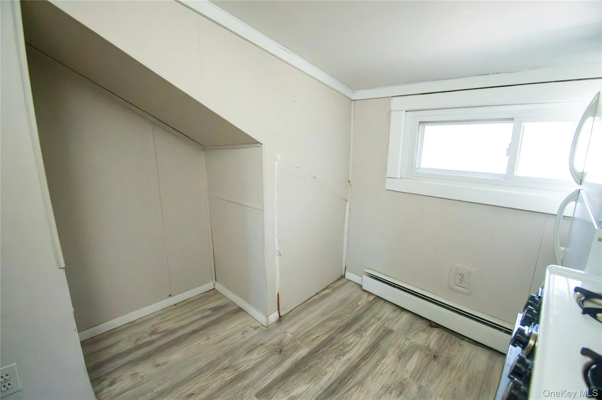 2415 Gale Avenue, Hempstead, NY, 4 Bedrooms Bedrooms, 9 Rooms Rooms,1 BathroomBathrooms,Residential,For Rent,Gale,0,1026423 2415 Gale Avenue, Hempstead, NY, 4 Bedrooms Bedrooms, 9 Rooms Rooms,1 BathroomBathrooms,Residential,For Rent,Gale,0,1026423