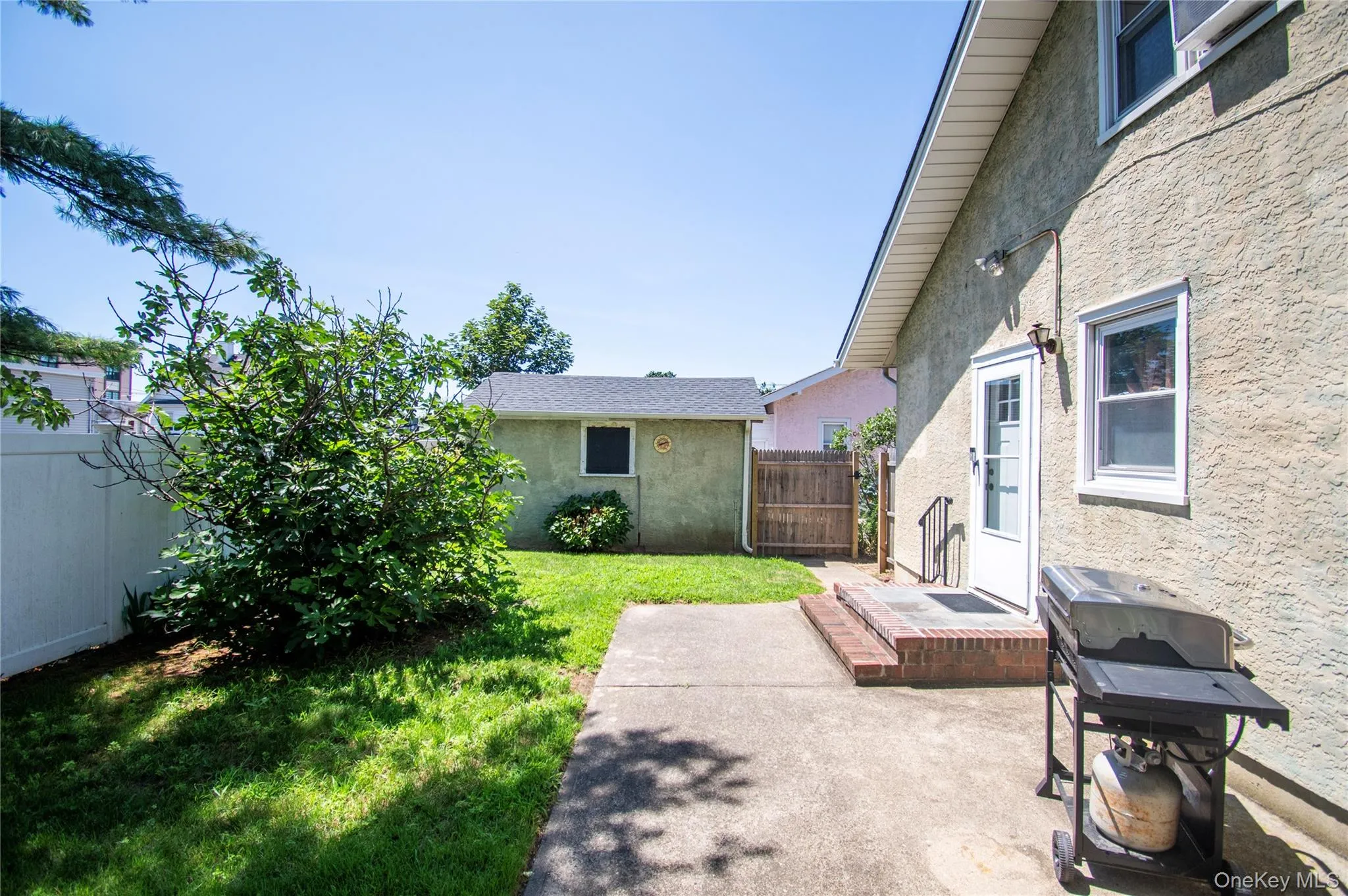 2415 Gale Avenue, Hempstead, NY, 4 Bedrooms Bedrooms, 9 Rooms Rooms,1 BathroomBathrooms,Residential,For Rent,Gale,0,1026423 2415 Gale Avenue, Hempstead, NY, 4 Bedrooms Bedrooms, 9 Rooms Rooms,1 BathroomBathrooms,Residential,For Rent,Gale,0,1026423