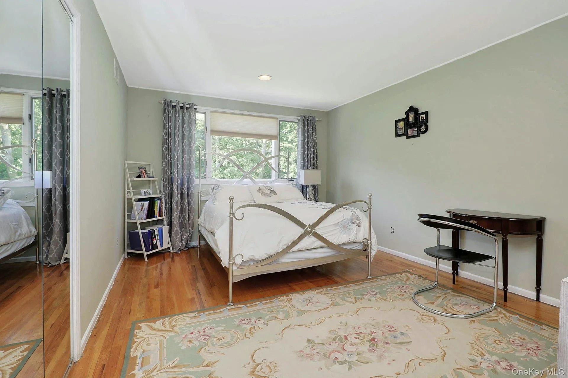 Bedroom Bedroom