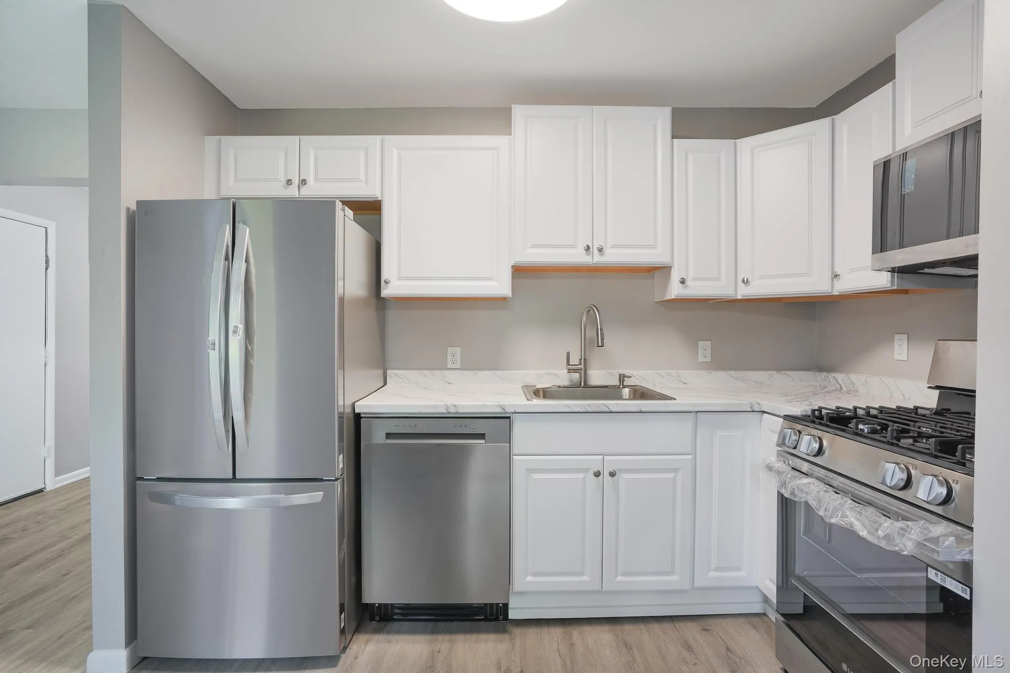 15 Fern Court, Fishkill, NY, 1 Bedroom Bedrooms, 4 Rooms Rooms,1 BathroomBathrooms,Residential,For Rent,Fern,0,1026427 15 Fern Court, Fishkill, NY, 1 Bedroom Bedrooms, 4 Rooms Rooms,1 BathroomBathrooms,Residential,For Rent,Fern,0,1026427