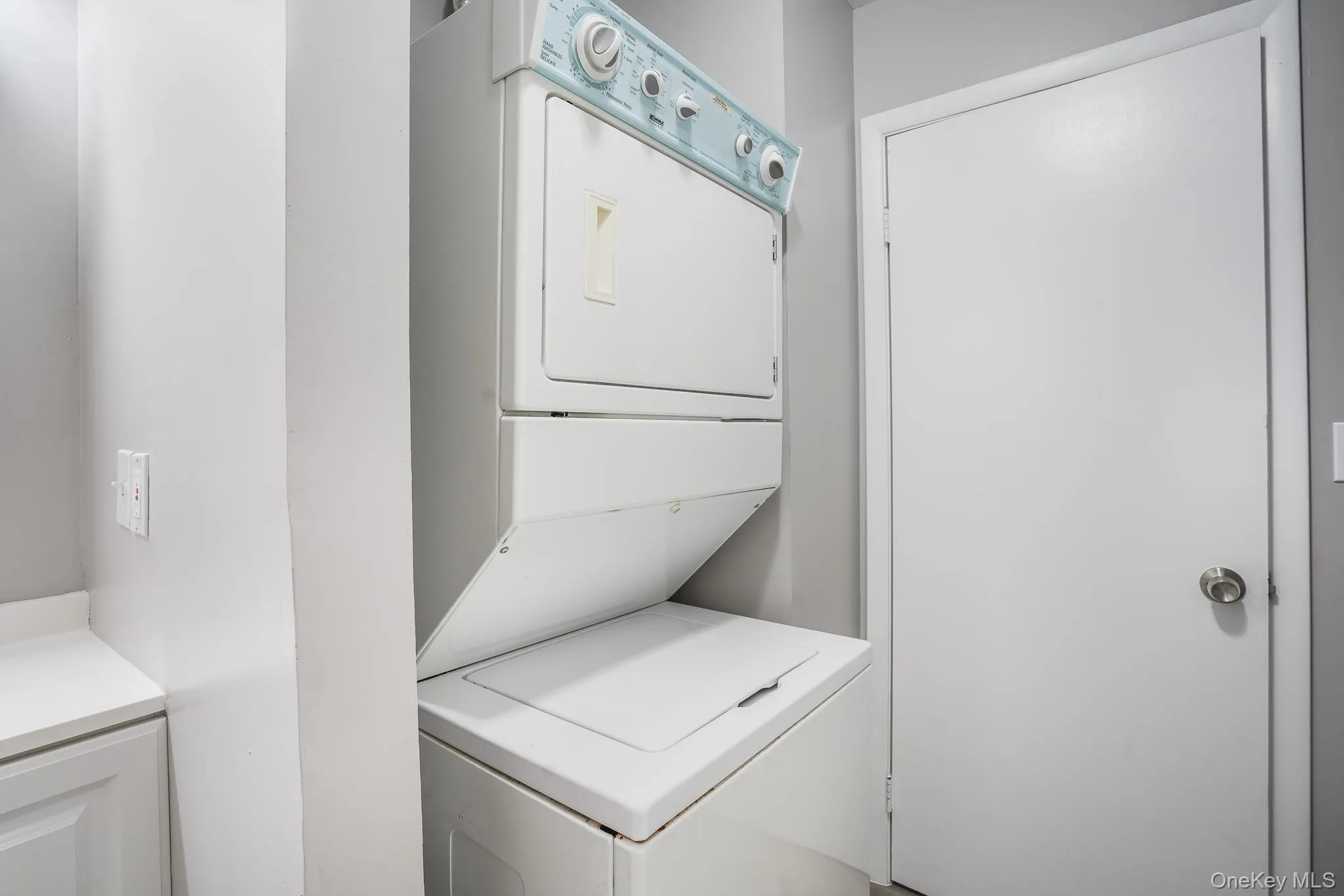 15 Fern Court, Fishkill, NY, 1 Bedroom Bedrooms, 4 Rooms Rooms,1 BathroomBathrooms,Residential,For Rent,Fern,0,1026427 15 Fern Court, Fishkill, NY, 1 Bedroom Bedrooms, 4 Rooms Rooms,1 BathroomBathrooms,Residential,For Rent,Fern,0,1026427