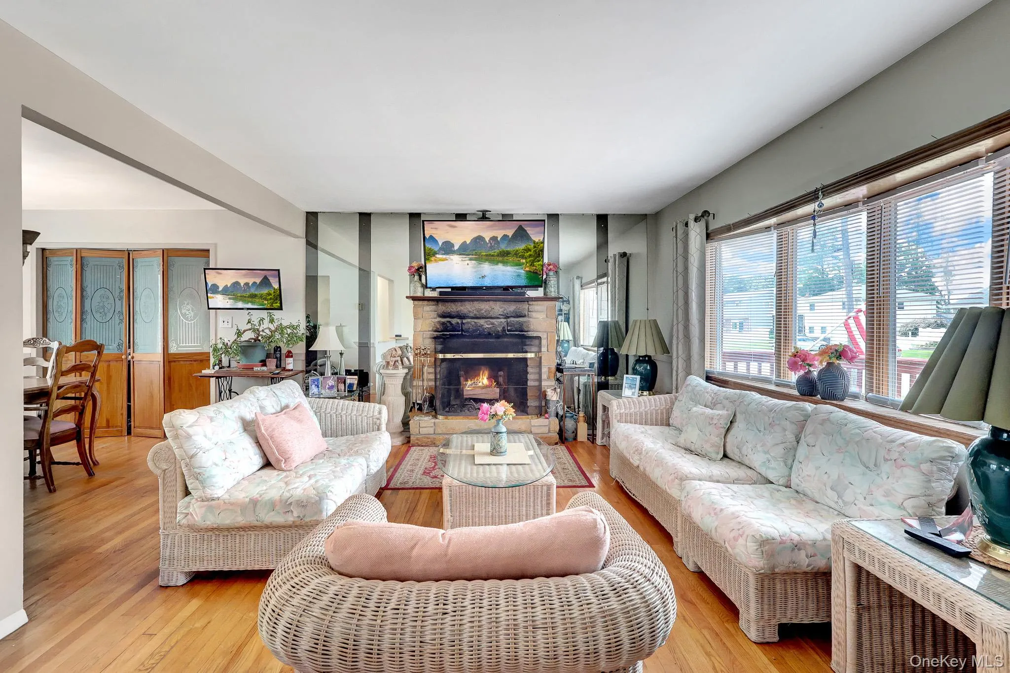 47 Whittier Avenue, Babylon, NY, 3 Bedrooms Bedrooms, 7 Rooms Rooms,2 BathroomsBathrooms,Residential,For Rent,Whittier,0,1026429 47 Whittier Avenue, Babylon, NY, 3 Bedrooms Bedrooms, 7 Rooms Rooms,2 BathroomsBathrooms,Residential,For Rent,Whittier,0,1026429