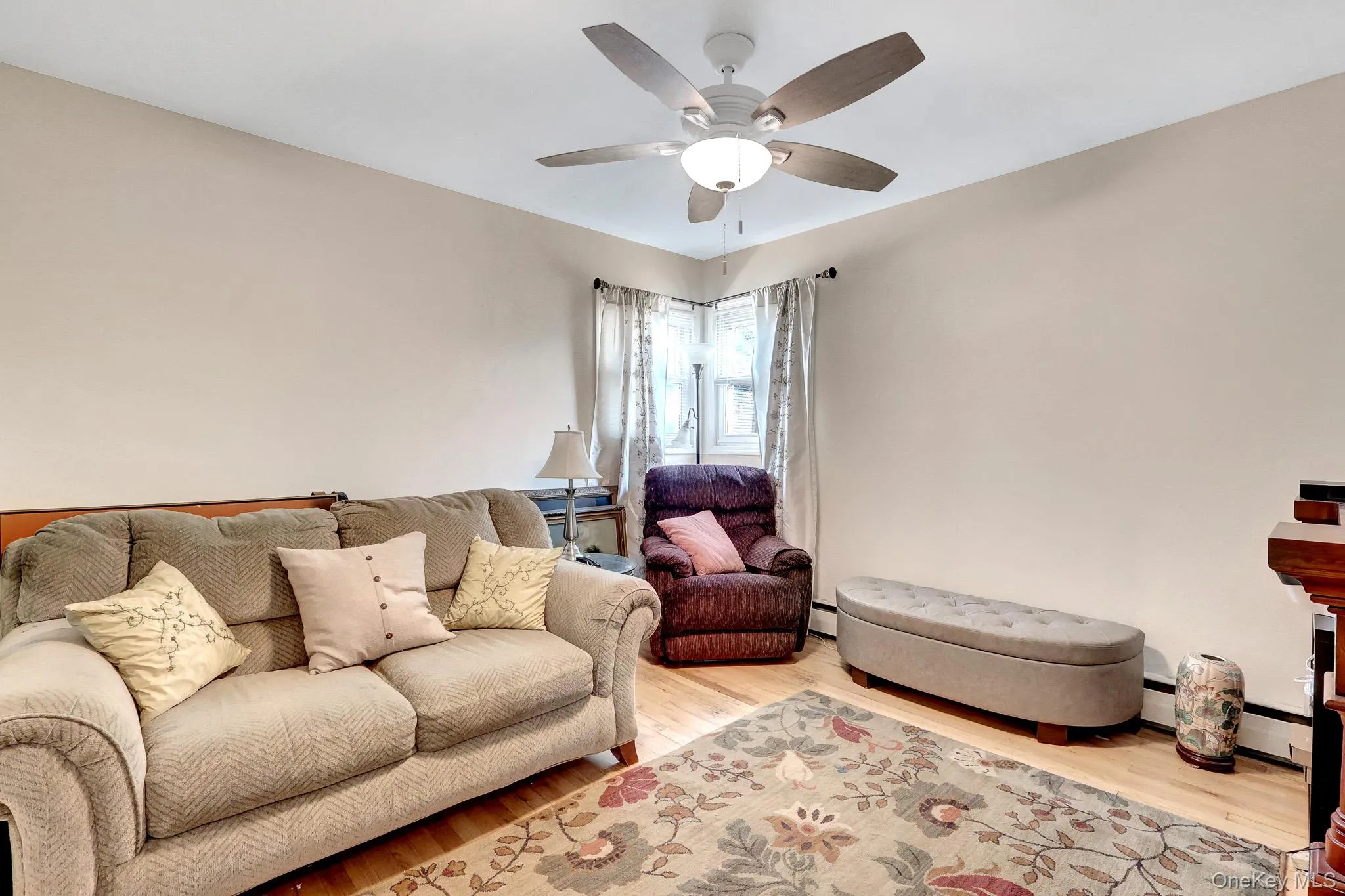 47 Whittier Avenue, Babylon, NY, 3 Bedrooms Bedrooms, 7 Rooms Rooms,2 BathroomsBathrooms,Residential,For Rent,Whittier,0,1026429 47 Whittier Avenue, Babylon, NY, 3 Bedrooms Bedrooms, 7 Rooms Rooms,2 BathroomsBathrooms,Residential,For Rent,Whittier,0,1026429