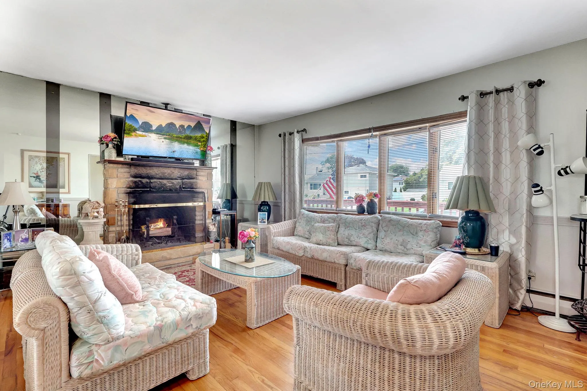47 Whittier Avenue, Babylon, NY, 3 Bedrooms Bedrooms, 7 Rooms Rooms,2 BathroomsBathrooms,Residential,For Rent,Whittier,0,1026429 47 Whittier Avenue, Babylon, NY, 3 Bedrooms Bedrooms, 7 Rooms Rooms,2 BathroomsBathrooms,Residential,For Rent,Whittier,0,1026429