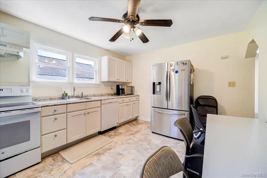 6 Hill Street, Wawarsing, NY, 2 Bedrooms Bedrooms, 6 Rooms Rooms,1 BathroomBathrooms,Residential,For Rent,Hill,0,1026437 6 Hill Street, Wawarsing, NY, 2 Bedrooms Bedrooms, 6 Rooms Rooms,1 BathroomBathrooms,Residential,For Rent,Hill,0,1026437