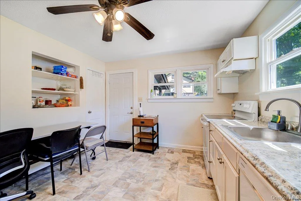 6 Hill Street, Wawarsing, NY, 2 Bedrooms Bedrooms, 6 Rooms Rooms,1 BathroomBathrooms,Residential,For Rent,Hill,0,1026437 6 Hill Street, Wawarsing, NY, 2 Bedrooms Bedrooms, 6 Rooms Rooms,1 BathroomBathrooms,Residential,For Rent,Hill,0,1026437