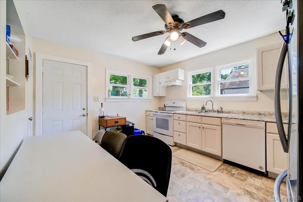 6 Hill Street, Wawarsing, NY, 2 Bedrooms Bedrooms, 6 Rooms Rooms,1 BathroomBathrooms,Residential,For Rent,Hill,0,1026437 6 Hill Street, Wawarsing, NY, 2 Bedrooms Bedrooms, 6 Rooms Rooms,1 BathroomBathrooms,Residential,For Rent,Hill,0,1026437