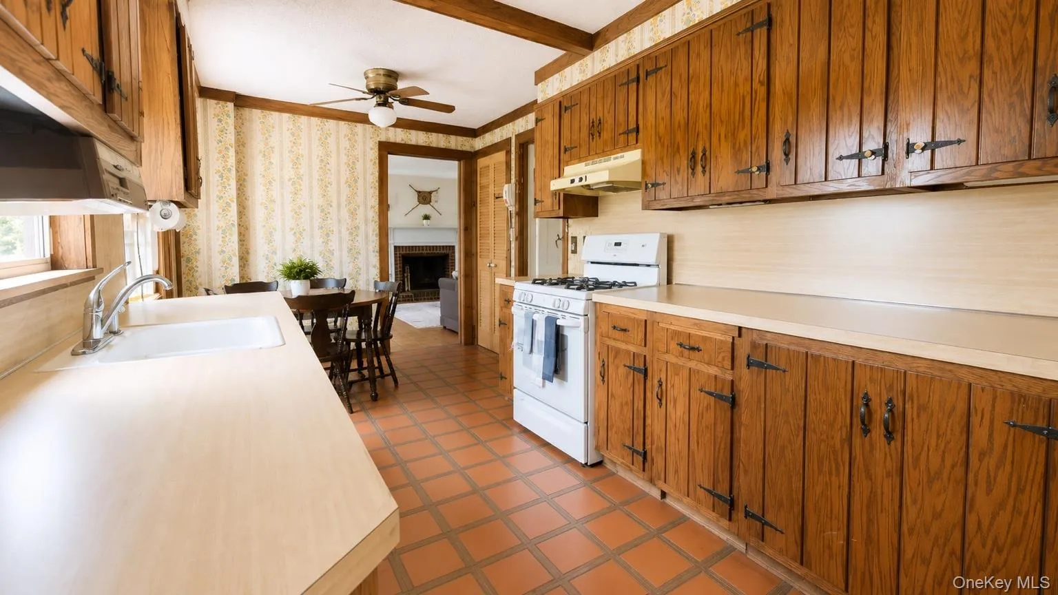 2305 Coventry Road, Hempstead, NY, 3 Bedrooms Bedrooms, 8 Rooms Rooms,1 BathroomBathrooms,Residential,For Rent,Coventry,0,1026444 2305 Coventry Road, Hempstead, NY, 3 Bedrooms Bedrooms, 8 Rooms Rooms,1 BathroomBathrooms,Residential,For Rent,Coventry,0,1026444