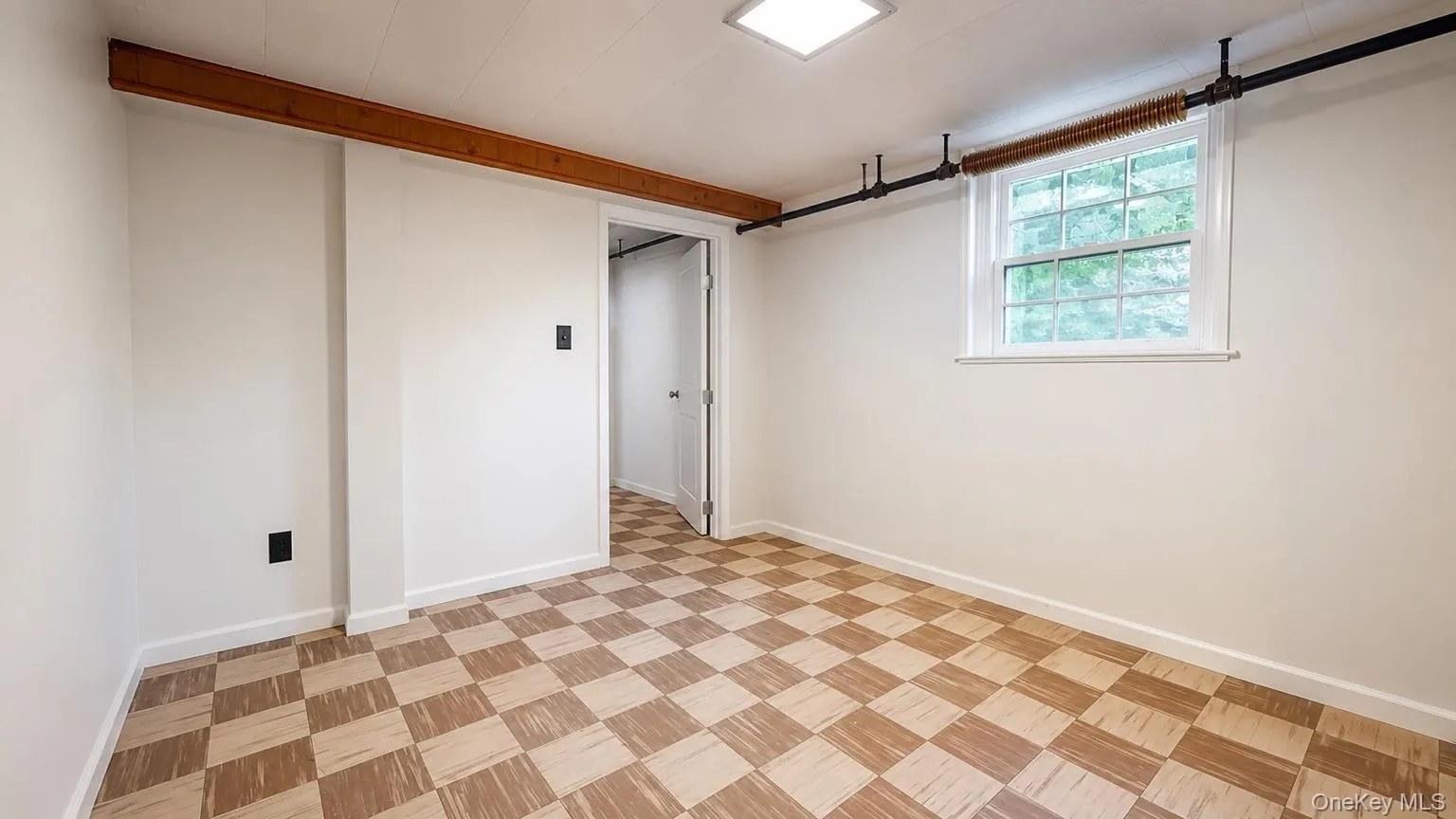 2305 Coventry Road, Hempstead, NY, 3 Bedrooms Bedrooms, 8 Rooms Rooms,1 BathroomBathrooms,Residential,For Rent,Coventry,0,1026444 2305 Coventry Road, Hempstead, NY, 3 Bedrooms Bedrooms, 8 Rooms Rooms,1 BathroomBathrooms,Residential,For Rent,Coventry,0,1026444
