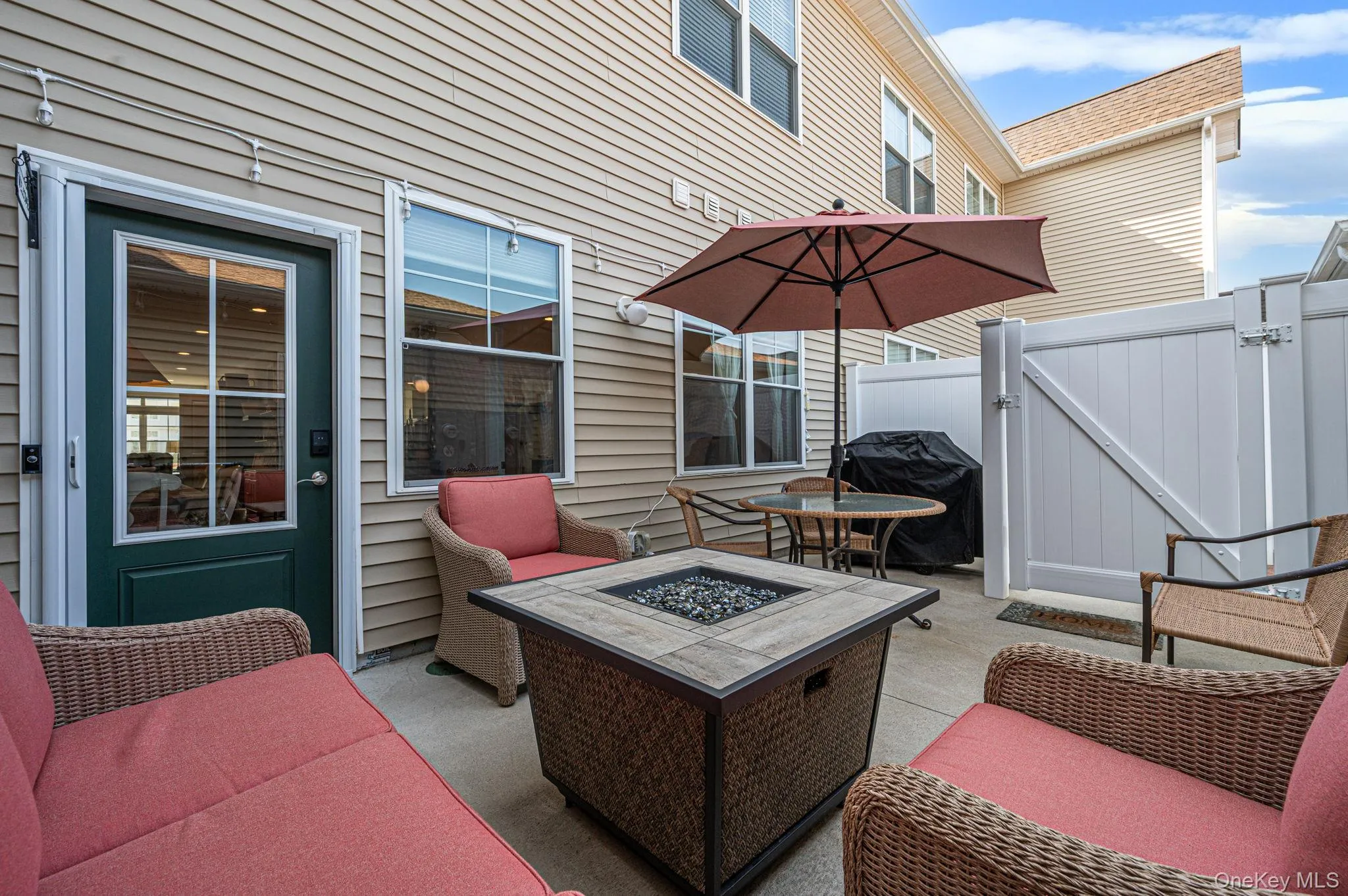247 Silver Timber Drive, Brookhaven, NY, 2 Bedrooms Bedrooms, 5 Rooms Rooms,2 BathroomsBathrooms,Residential Lease,For Rent,Silver Timber,0,1026445 247 Silver Timber Drive, Brookhaven, NY, 2 Bedrooms Bedrooms, 5 Rooms Rooms,2 BathroomsBathrooms,Residential Lease,For Rent,Silver Timber,0,1026445