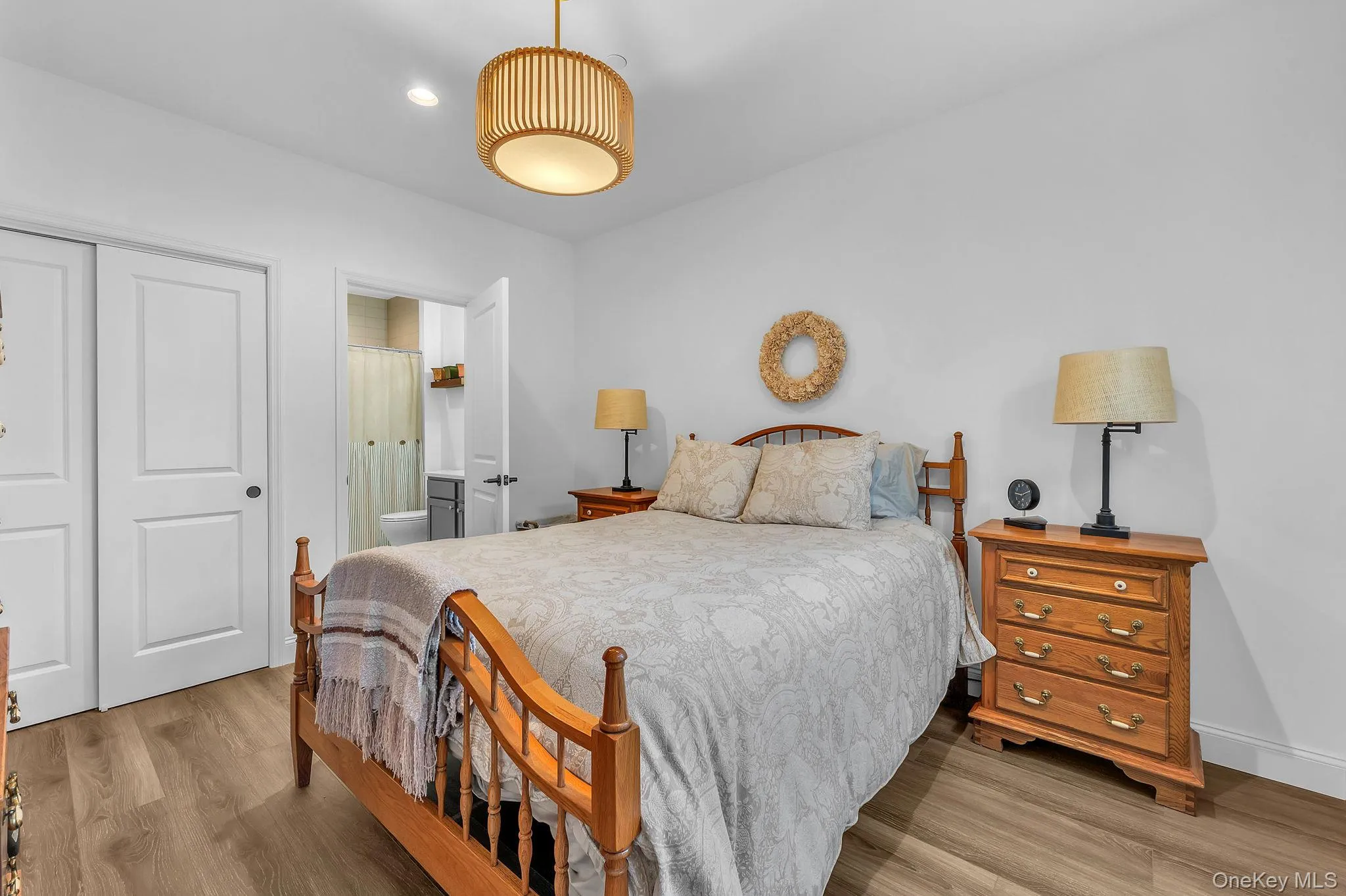 247 Silver Timber Drive, Brookhaven, NY, 2 Bedrooms Bedrooms, 5 Rooms Rooms,2 BathroomsBathrooms,Residential Lease,For Rent,Silver Timber,0,1026445 247 Silver Timber Drive, Brookhaven, NY, 2 Bedrooms Bedrooms, 5 Rooms Rooms,2 BathroomsBathrooms,Residential Lease,For Rent,Silver Timber,0,1026445