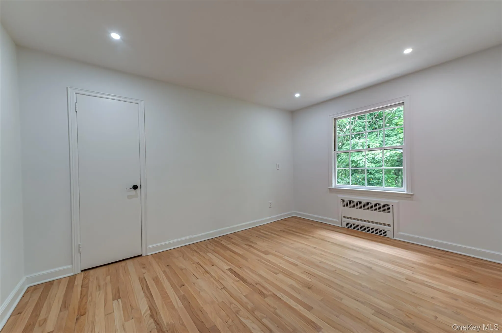 3 South Run, Huntington, NY, 5 Bedrooms Bedrooms, 10 Rooms Rooms,3 BathroomsBathrooms,Residential,For Rent,South,0,1026452 3 South Run, Huntington, NY, 5 Bedrooms Bedrooms, 10 Rooms Rooms,3 BathroomsBathrooms,Residential,For Rent,South,0,1026452