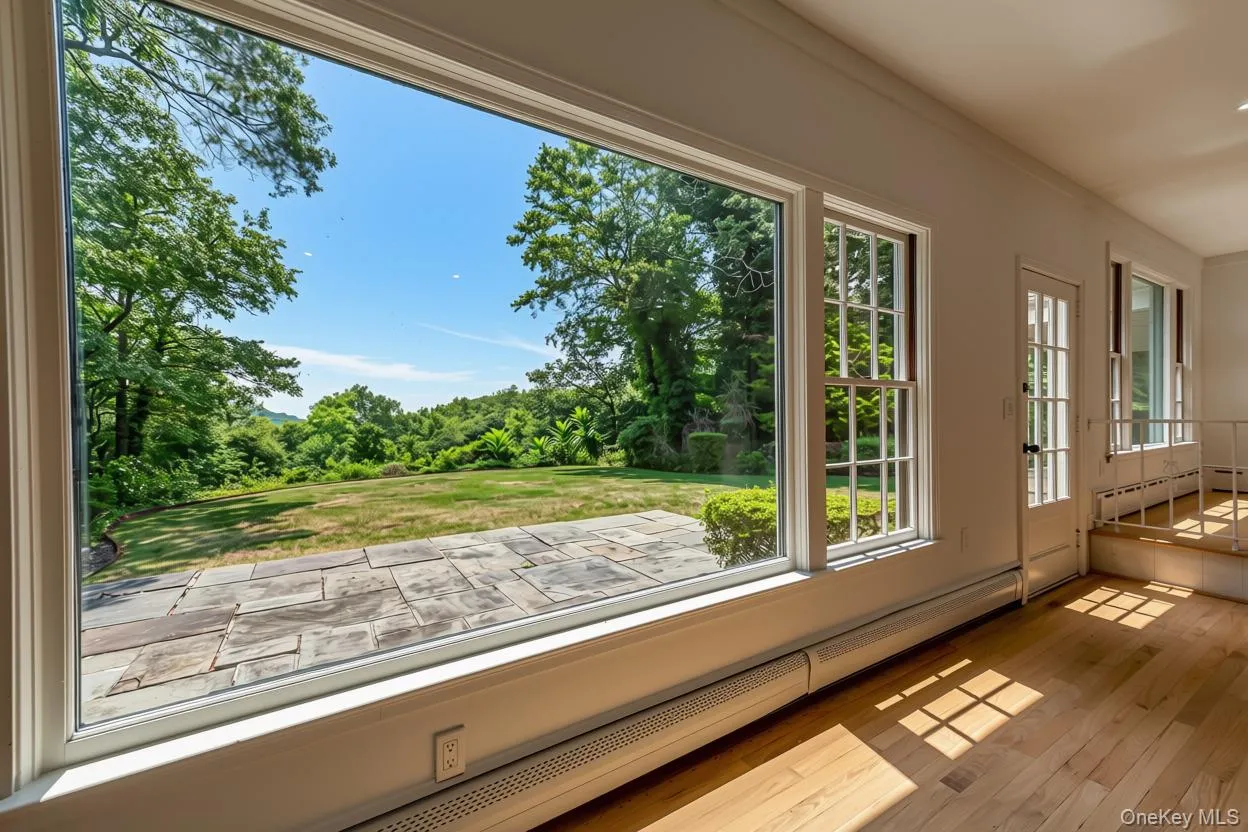 3 South Run, Huntington, NY, 5 Bedrooms Bedrooms, 10 Rooms Rooms,3 BathroomsBathrooms,Residential,For Rent,South,0,1026452 3 South Run, Huntington, NY, 5 Bedrooms Bedrooms, 10 Rooms Rooms,3 BathroomsBathrooms,Residential,For Rent,South,0,1026452