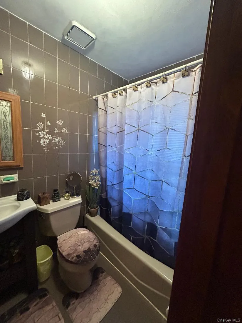 14-12 136th Street, New York, NY, 4 Bedrooms Bedrooms, 11 Rooms Rooms,4 BathroomsBathrooms,Residential,For Rent,136th,0,1026466 14-12 136th Street, New York, NY, 4 Bedrooms Bedrooms, 11 Rooms Rooms,4 BathroomsBathrooms,Residential,For Rent,136th,0,1026466