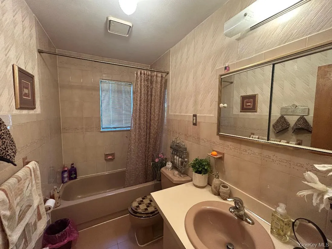 14-12 136th Street, New York, NY, 4 Bedrooms Bedrooms, 11 Rooms Rooms,4 BathroomsBathrooms,Residential,For Rent,136th,0,1026466 14-12 136th Street, New York, NY, 4 Bedrooms Bedrooms, 11 Rooms Rooms,4 BathroomsBathrooms,Residential,For Rent,136th,0,1026466