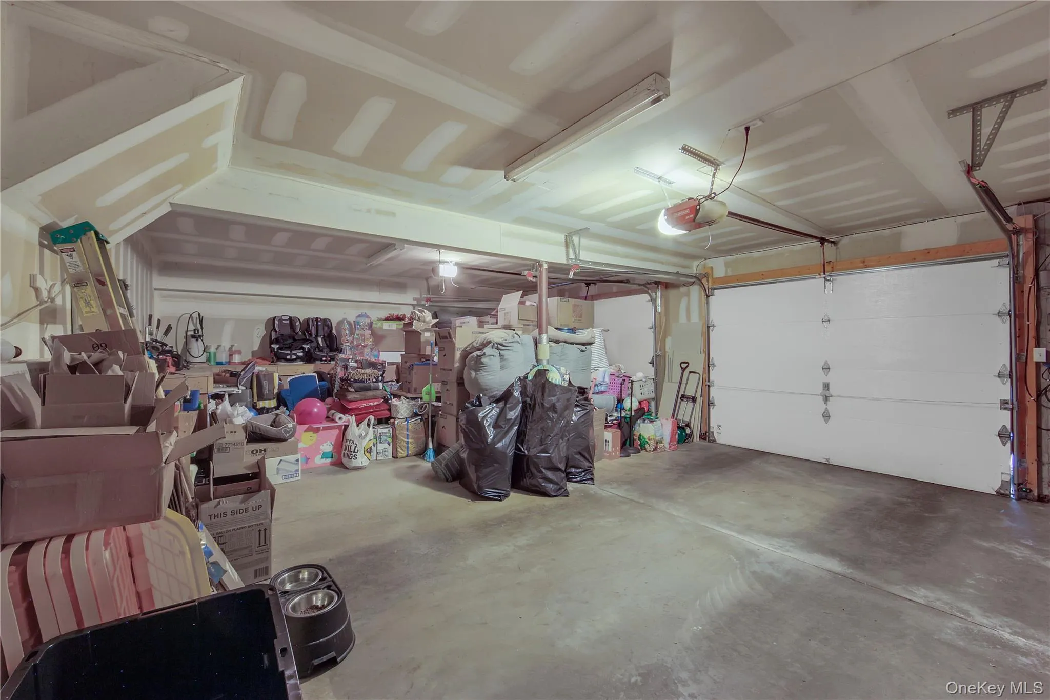 282 Derby Road, Middletown, NY, 4 Bedrooms Bedrooms, 13 Rooms Rooms,2 BathroomsBathrooms,Residential,For Rent,Derby,0,1026479 282 Derby Road, Middletown, NY, 4 Bedrooms Bedrooms, 13 Rooms Rooms,2 BathroomsBathrooms,Residential,For Rent,Derby,0,1026479