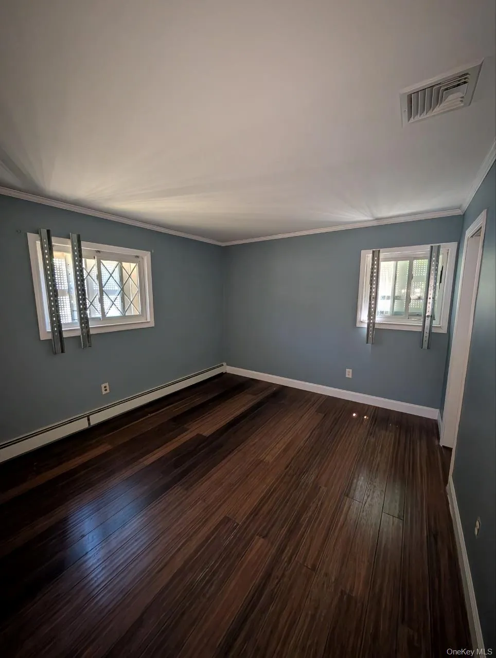 16 Thomas Street, Brookhaven, NY, 3 Bedrooms Bedrooms, 7 Rooms Rooms,1 BathroomBathrooms,Residential,For Rent,Thomas,0,1026481 16 Thomas Street, Brookhaven, NY, 3 Bedrooms Bedrooms, 7 Rooms Rooms,1 BathroomBathrooms,Residential,For Rent,Thomas,0,1026481