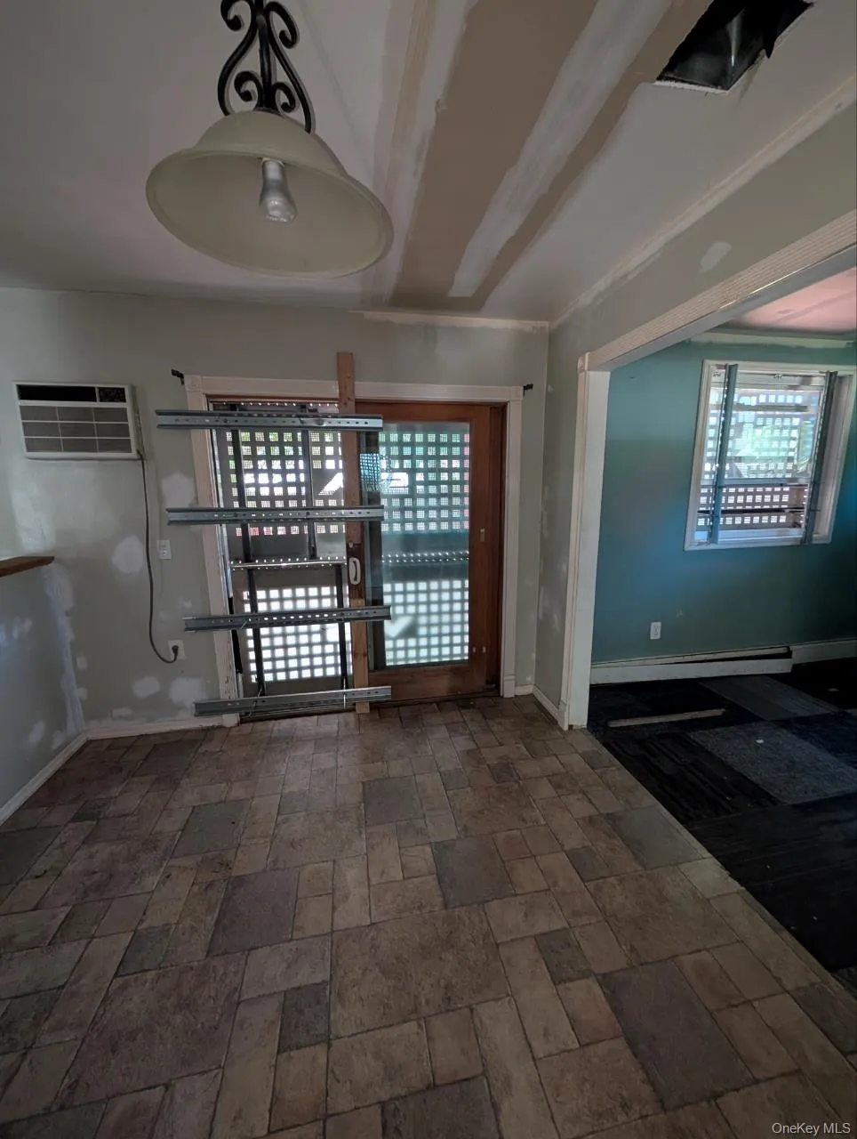 16 Thomas Street, Brookhaven, NY, 3 Bedrooms Bedrooms, 7 Rooms Rooms,1 BathroomBathrooms,Residential,For Rent,Thomas,0,1026481 16 Thomas Street, Brookhaven, NY, 3 Bedrooms Bedrooms, 7 Rooms Rooms,1 BathroomBathrooms,Residential,For Rent,Thomas,0,1026481