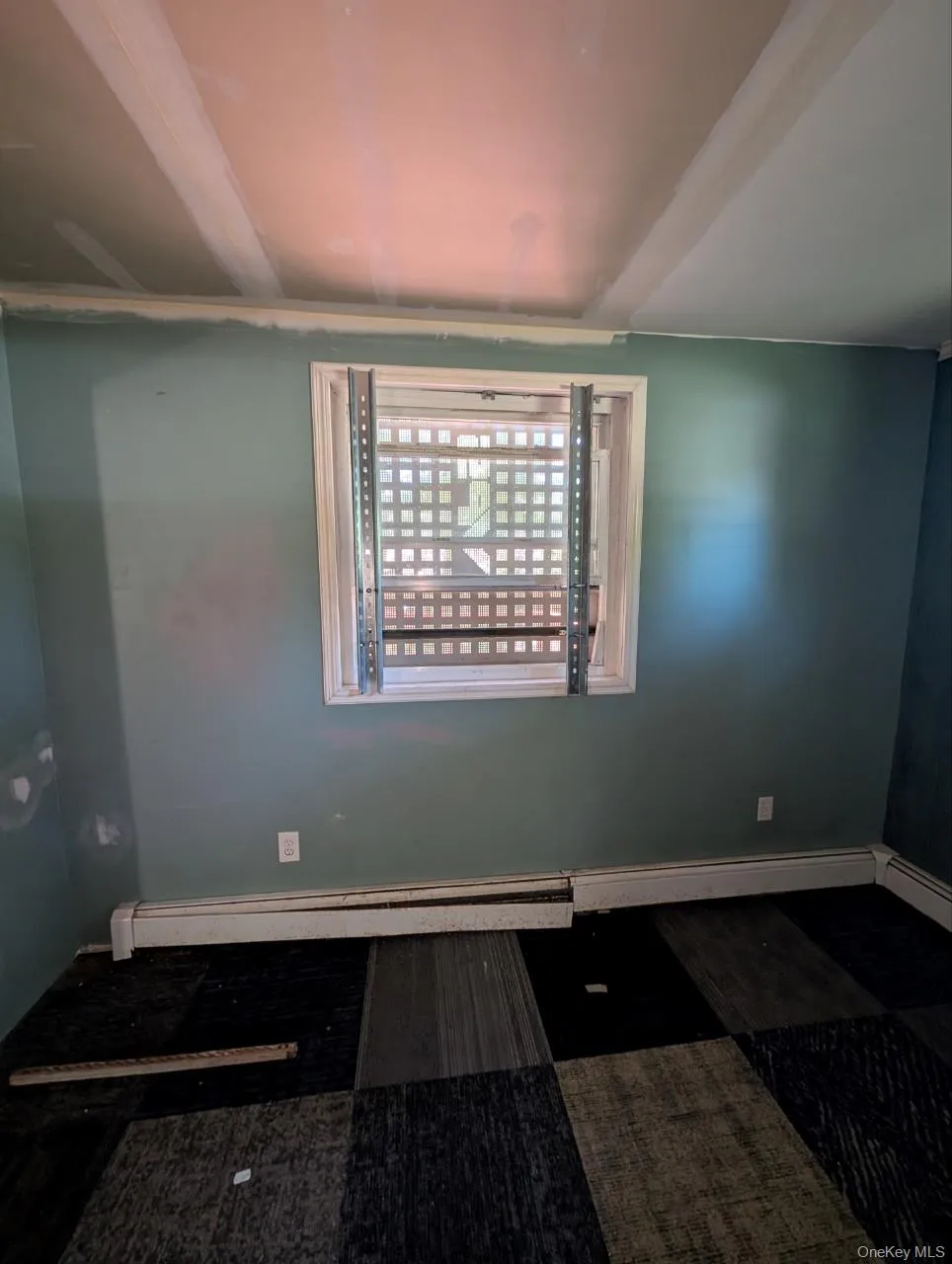 16 Thomas Street, Brookhaven, NY, 3 Bedrooms Bedrooms, 7 Rooms Rooms,1 BathroomBathrooms,Residential,For Rent,Thomas,0,1026481 16 Thomas Street, Brookhaven, NY, 3 Bedrooms Bedrooms, 7 Rooms Rooms,1 BathroomBathrooms,Residential,For Rent,Thomas,0,1026481