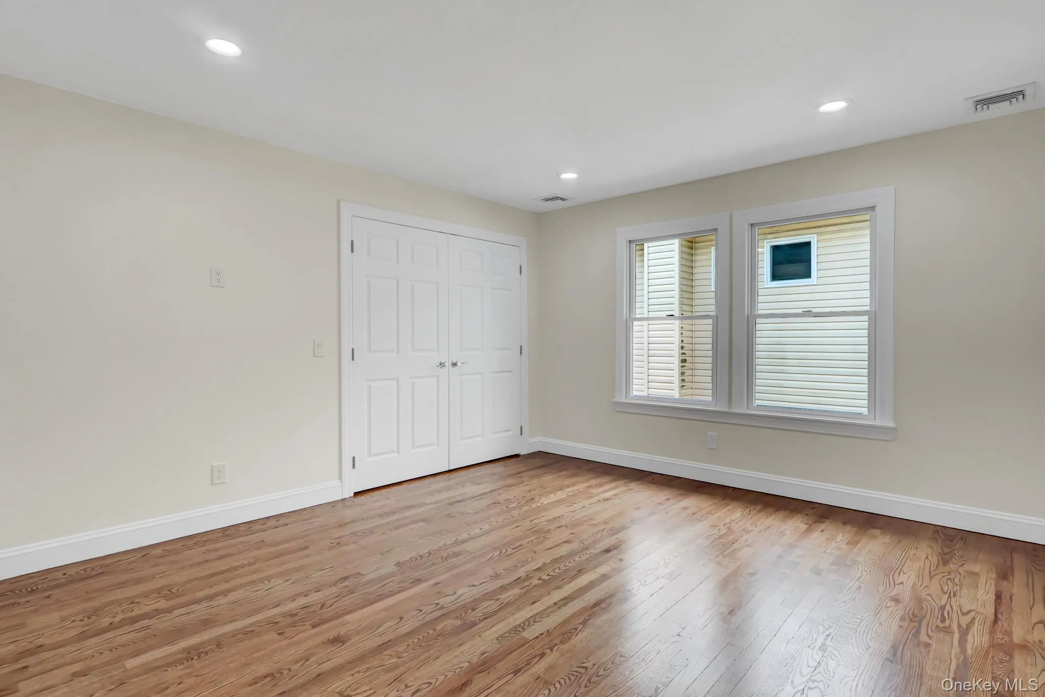 86 George Street, North Hempstead, NY, 4 Bedrooms Bedrooms, 8 Rooms Rooms,3 BathroomsBathrooms,Residential,For Rent,George,0,1026483 86 George Street, North Hempstead, NY, 4 Bedrooms Bedrooms, 8 Rooms Rooms,3 BathroomsBathrooms,Residential,For Rent,George,0,1026483