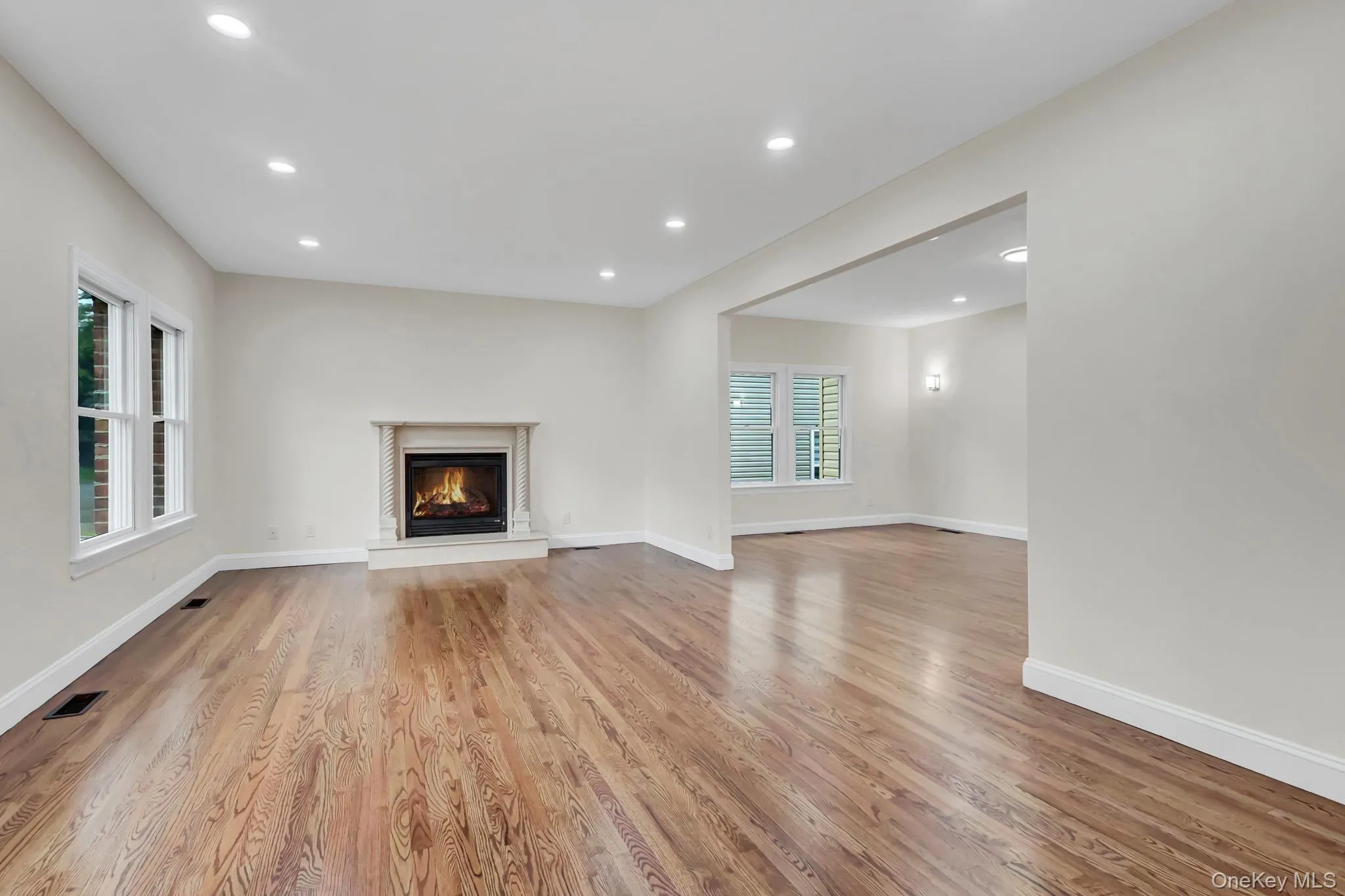 86 George Street, North Hempstead, NY, 4 Bedrooms Bedrooms, 8 Rooms Rooms,3 BathroomsBathrooms,Residential,For Rent,George,0,1026483 86 George Street, North Hempstead, NY, 4 Bedrooms Bedrooms, 8 Rooms Rooms,3 BathroomsBathrooms,Residential,For Rent,George,0,1026483