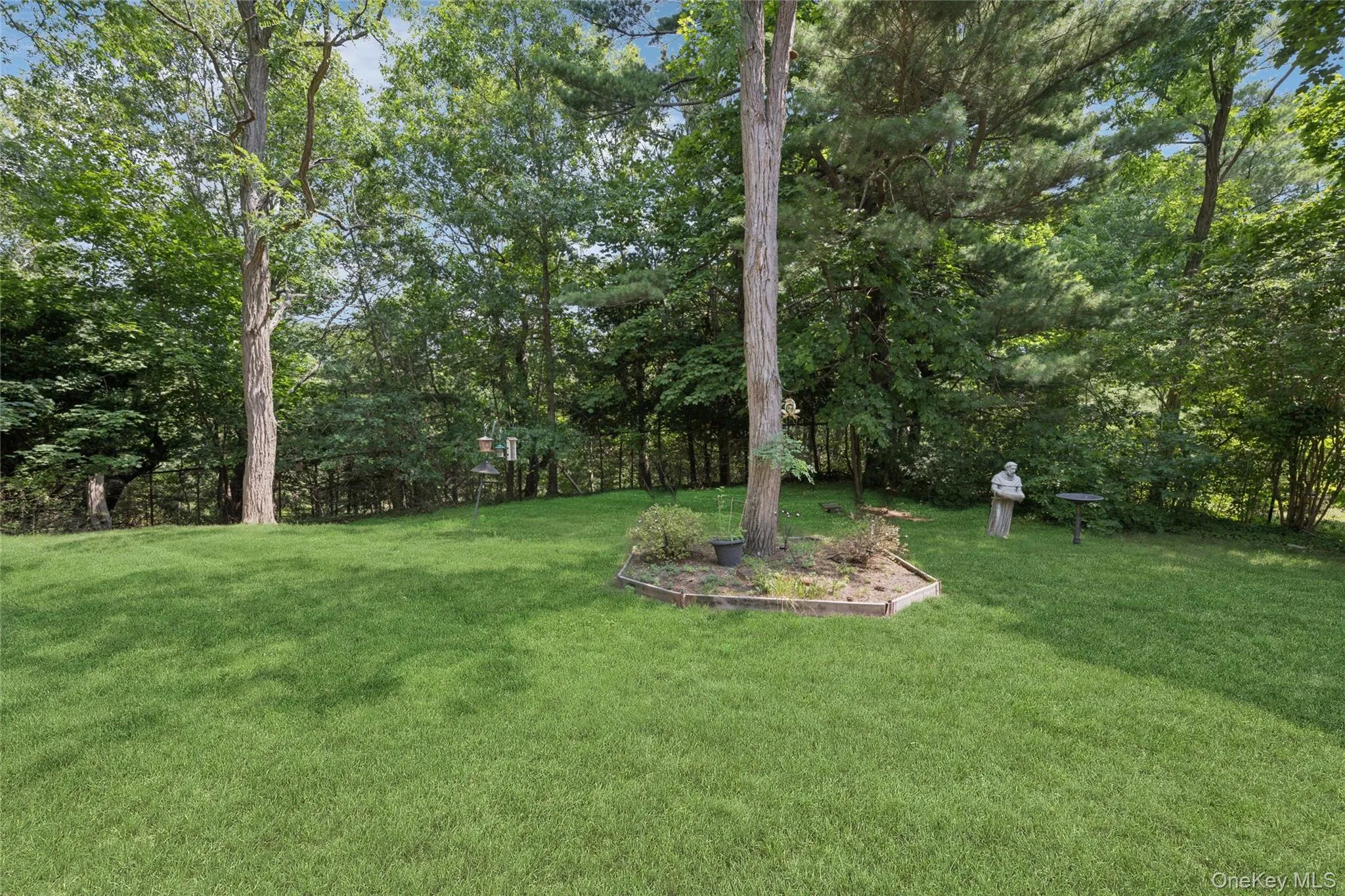 49 Old Town Lane, Huntington, NY, 4 Bedrooms Bedrooms, 10 Rooms Rooms,2 BathroomsBathrooms,Residential,For Rent,Old Town,0,1026492 49 Old Town Lane, Huntington, NY, 4 Bedrooms Bedrooms, 10 Rooms Rooms,2 BathroomsBathrooms,Residential,For Rent,Old Town,0,1026492