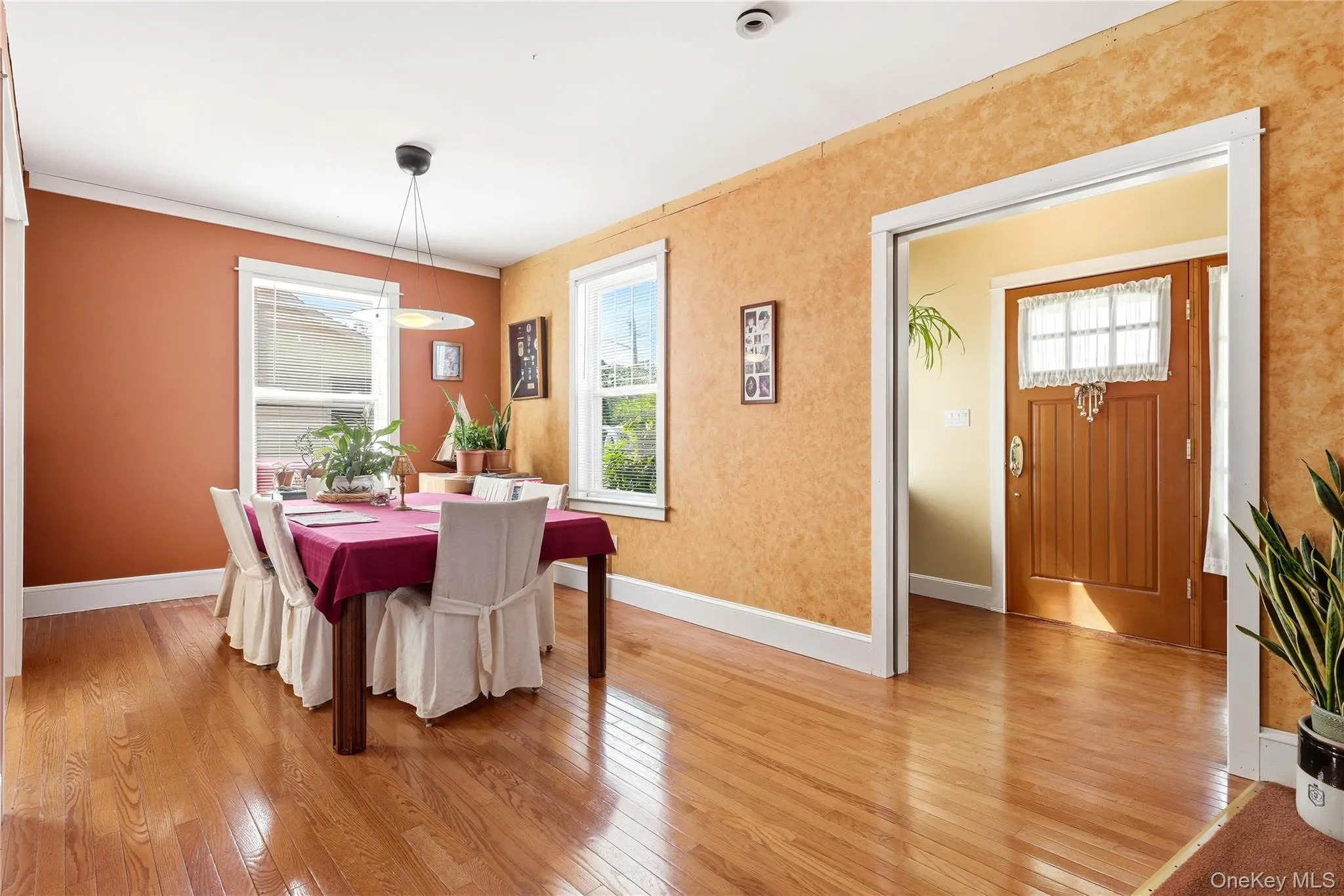 100 Elm Street, Islip, NY, 4 Bedrooms Bedrooms, 8 Rooms Rooms,2 BathroomsBathrooms,Residential,For Rent,Elm,0,1026497 100 Elm Street, Islip, NY, 4 Bedrooms Bedrooms, 8 Rooms Rooms,2 BathroomsBathrooms,Residential,For Rent,Elm,0,1026497