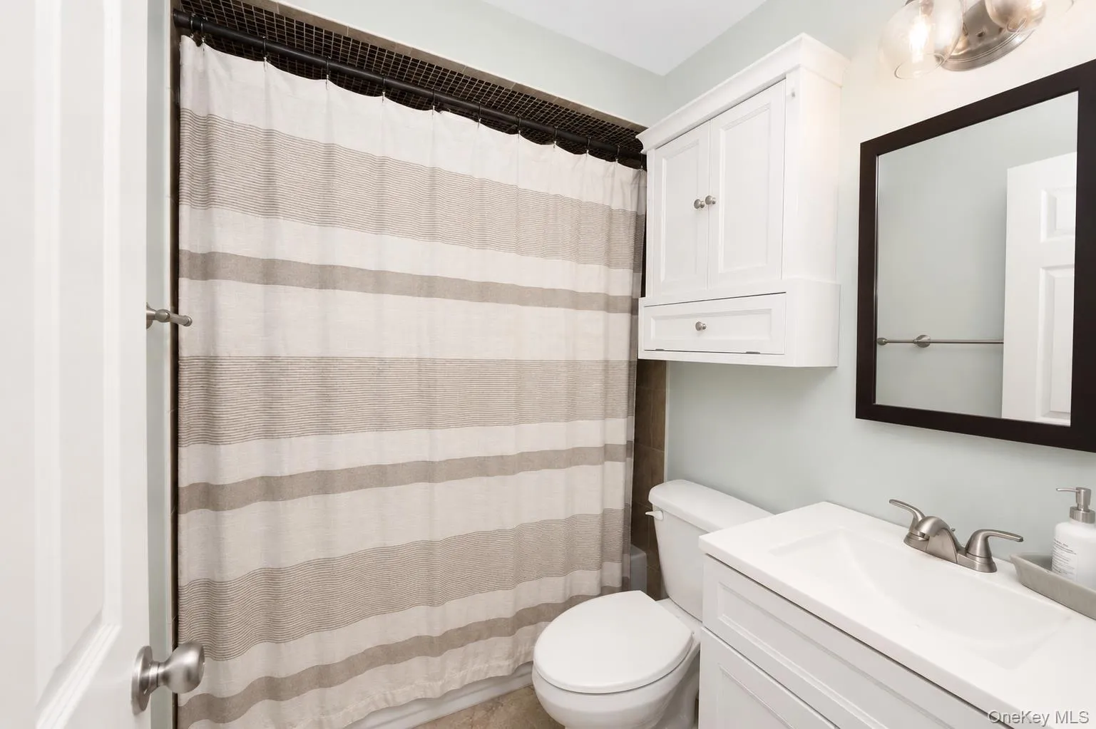 1 Anchorage Way, Hempstead, NY, 1 Bedroom Bedrooms, 4 Rooms Rooms,1 BathroomBathrooms,Residential,For Rent,Anchorage,0,1026498 1 Anchorage Way, Hempstead, NY, 1 Bedroom Bedrooms, 4 Rooms Rooms,1 BathroomBathrooms,Residential,For Rent,Anchorage,0,1026498