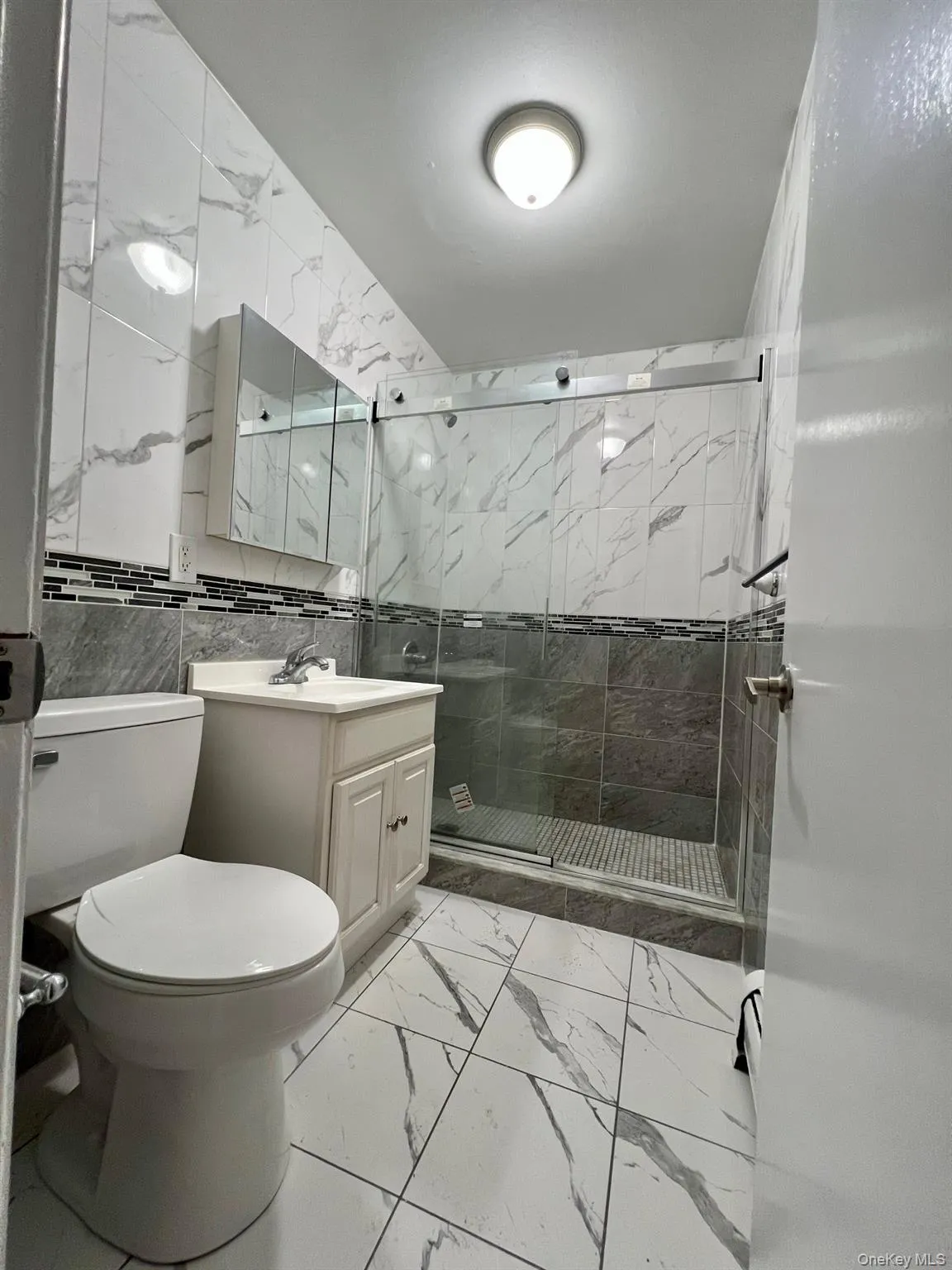 2740 South Road, Poughkeepsie, NY, 2 Bedrooms Bedrooms, 4 Rooms Rooms,1 BathroomBathrooms,Residential Lease,For Rent,South,0,1026499 2740 South Road, Poughkeepsie, NY, 2 Bedrooms Bedrooms, 4 Rooms Rooms,1 BathroomBathrooms,Residential Lease,For Rent,South,0,1026499