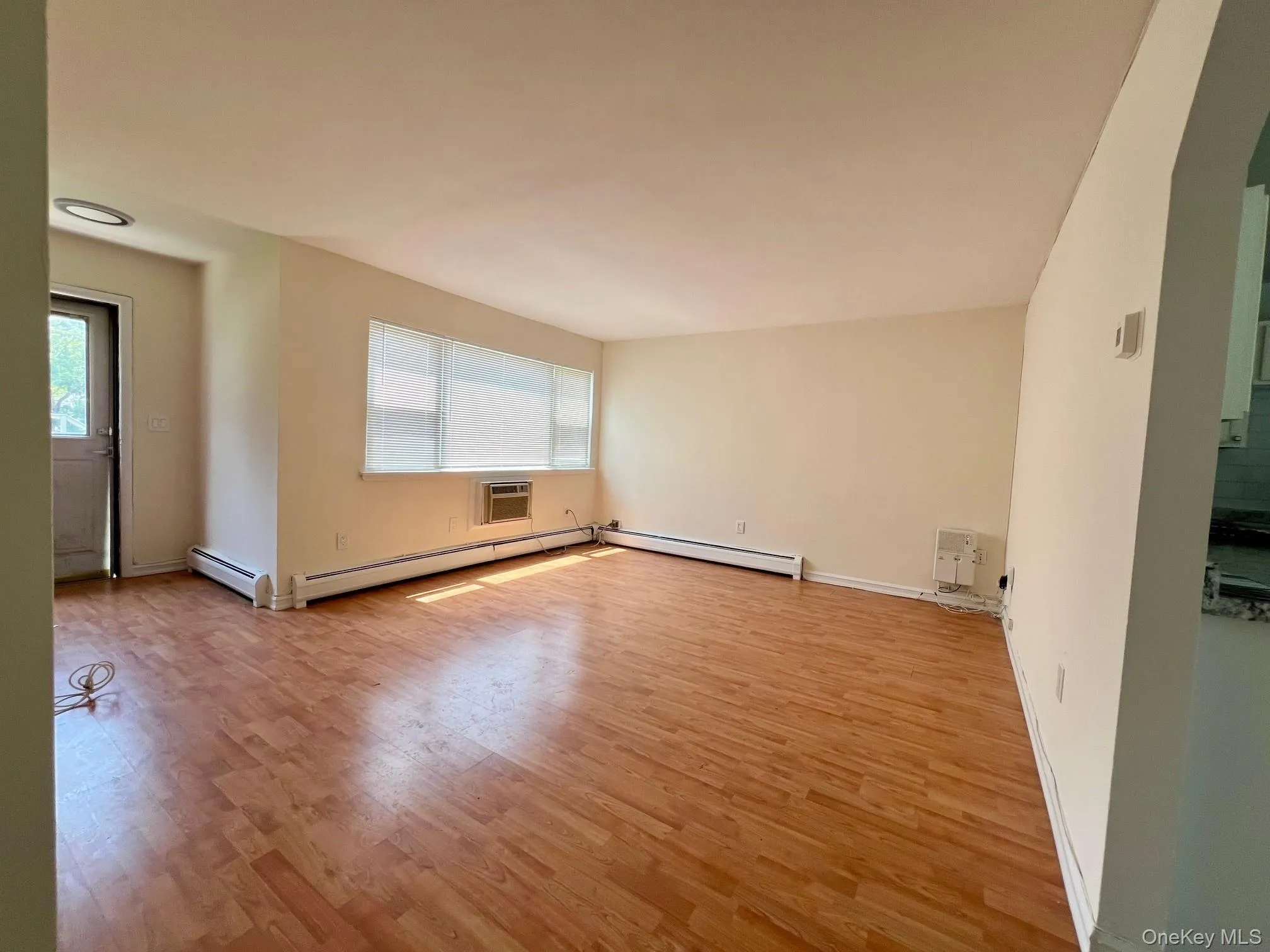 2740 South Road, Poughkeepsie, NY, 2 Bedrooms Bedrooms, 4 Rooms Rooms,1 BathroomBathrooms,Residential Lease,For Rent,South,0,1026499 2740 South Road, Poughkeepsie, NY, 2 Bedrooms Bedrooms, 4 Rooms Rooms,1 BathroomBathrooms,Residential Lease,For Rent,South,0,1026499