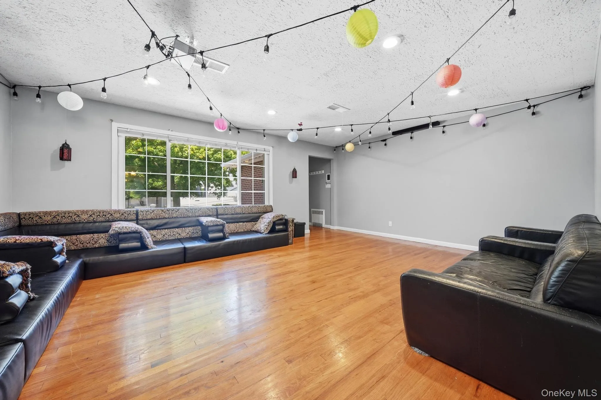 32 Lake Avenue, Babylon, NY, 3 Bedrooms Bedrooms, 8 Rooms Rooms,2 BathroomsBathrooms,Residential,For Rent,Lake,0,1026504 32 Lake Avenue, Babylon, NY, 3 Bedrooms Bedrooms, 8 Rooms Rooms,2 BathroomsBathrooms,Residential,For Rent,Lake,0,1026504