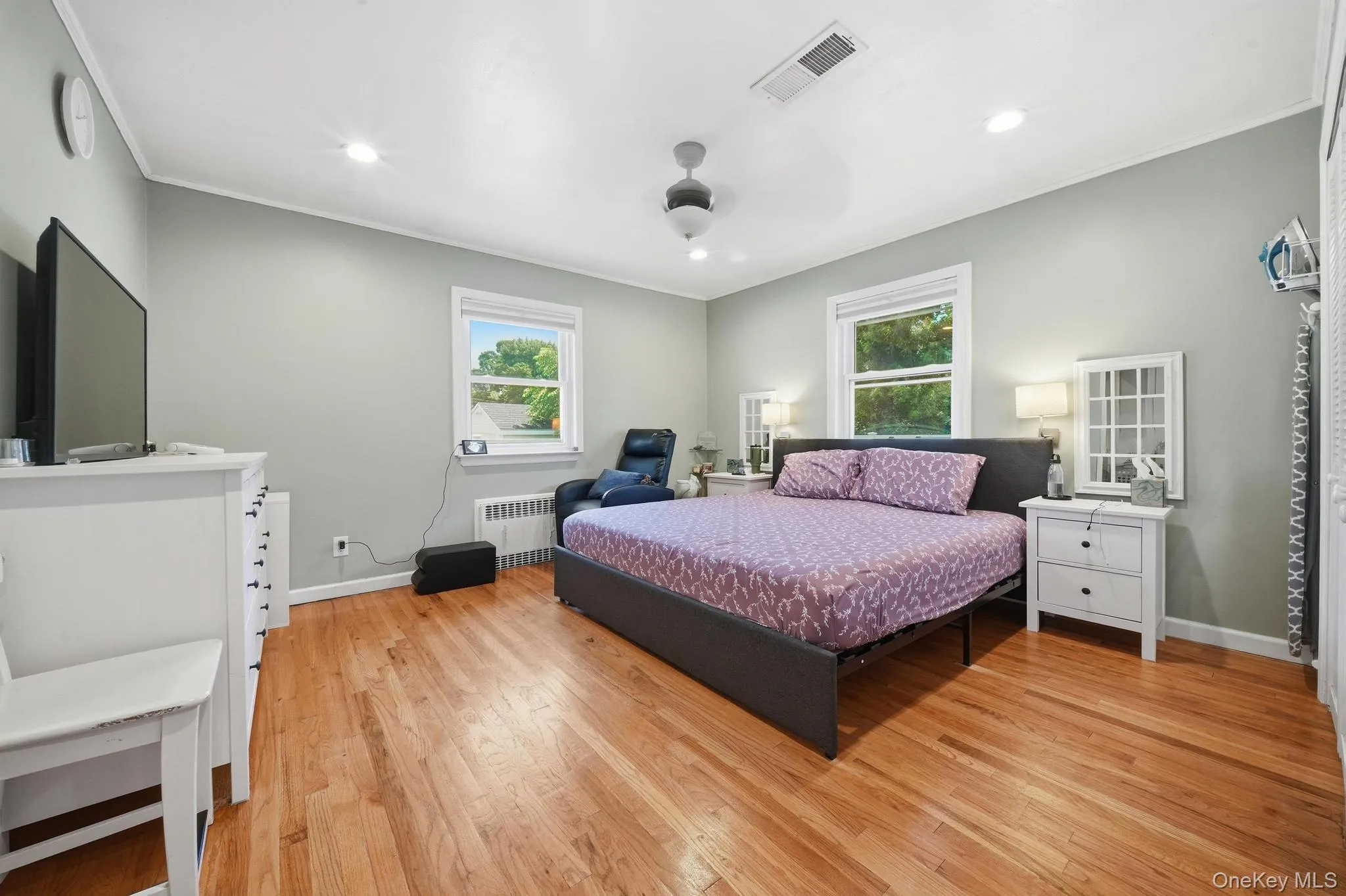 32 Lake Avenue, Babylon, NY, 3 Bedrooms Bedrooms, 8 Rooms Rooms,2 BathroomsBathrooms,Residential,For Rent,Lake,0,1026504 32 Lake Avenue, Babylon, NY, 3 Bedrooms Bedrooms, 8 Rooms Rooms,2 BathroomsBathrooms,Residential,For Rent,Lake,0,1026504