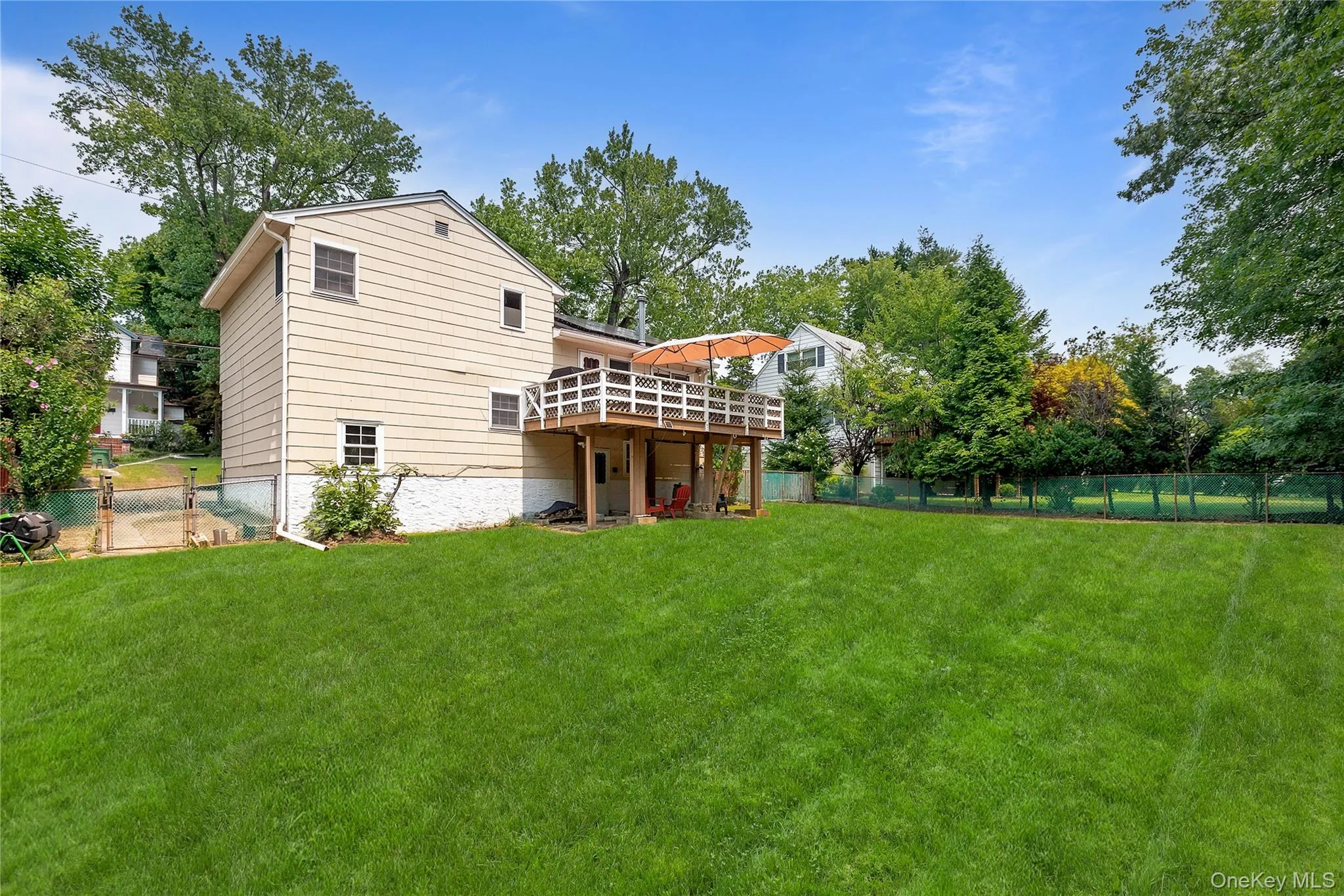 20 Walnut Street, Greenburgh, NY, 4 Bedrooms Bedrooms, 8 Rooms Rooms,2 BathroomsBathrooms,Residential Lease,For Rent,Walnut,0,1026507 20 Walnut Street, Greenburgh, NY, 4 Bedrooms Bedrooms, 8 Rooms Rooms,2 BathroomsBathrooms,Residential Lease,For Rent,Walnut,0,1026507