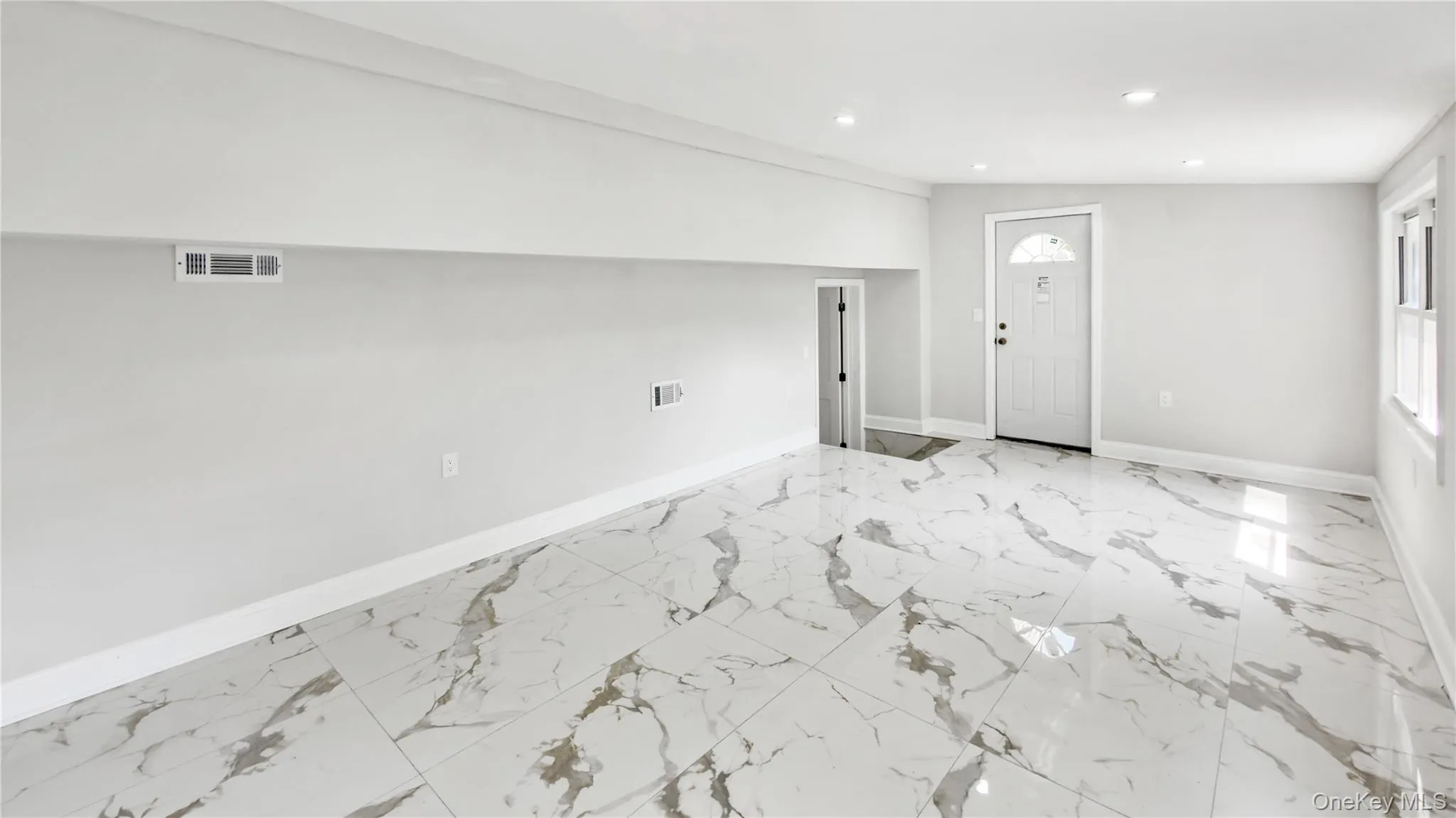 162 State Street, North Hempstead, NY, 5 Bedrooms Bedrooms, 16 Rooms Rooms,2 BathroomsBathrooms,Residential,For Rent,State,0,1026509 162 State Street, North Hempstead, NY, 5 Bedrooms Bedrooms, 16 Rooms Rooms,2 BathroomsBathrooms,Residential,For Rent,State,0,1026509