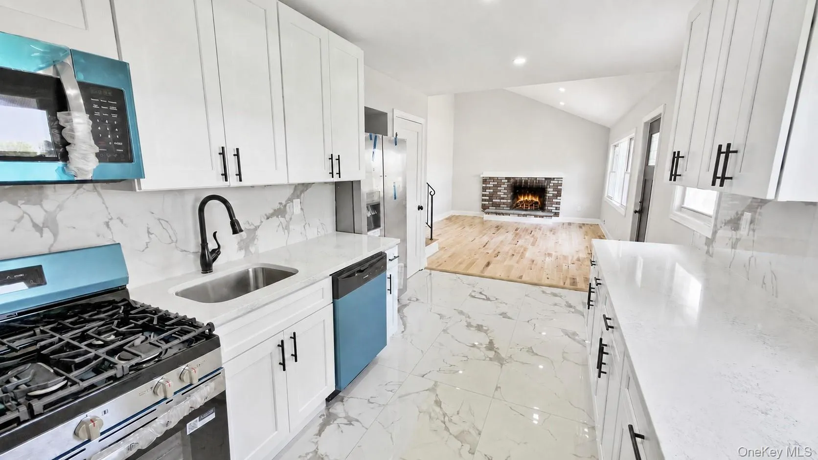 162 State Street, North Hempstead, NY, 5 Bedrooms Bedrooms, 16 Rooms Rooms,2 BathroomsBathrooms,Residential,For Rent,State,0,1026509 162 State Street, North Hempstead, NY, 5 Bedrooms Bedrooms, 16 Rooms Rooms,2 BathroomsBathrooms,Residential,For Rent,State,0,1026509