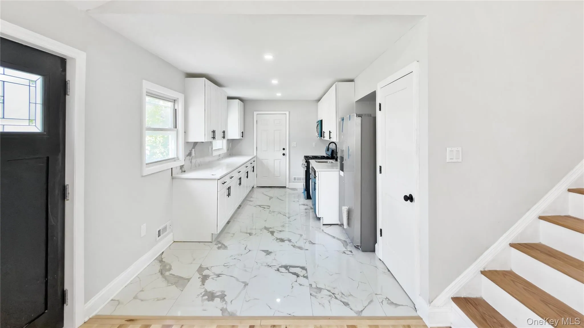 162 State Street, North Hempstead, NY, 5 Bedrooms Bedrooms, 16 Rooms Rooms,2 BathroomsBathrooms,Residential,For Rent,State,0,1026509 162 State Street, North Hempstead, NY, 5 Bedrooms Bedrooms, 16 Rooms Rooms,2 BathroomsBathrooms,Residential,For Rent,State,0,1026509