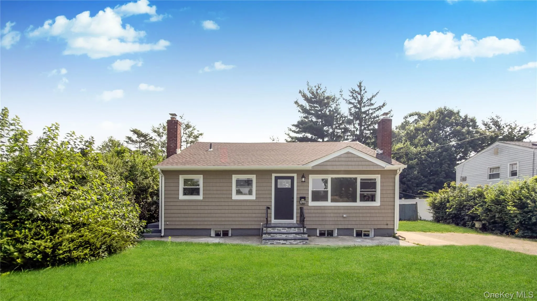 162 State Street, North Hempstead, NY, 5 Bedrooms Bedrooms, 16 Rooms Rooms,2 BathroomsBathrooms,Residential,For Rent,State,0,1026509 162 State Street, North Hempstead, NY, 5 Bedrooms Bedrooms, 16 Rooms Rooms,2 BathroomsBathrooms,Residential,For Rent,State,0,1026509