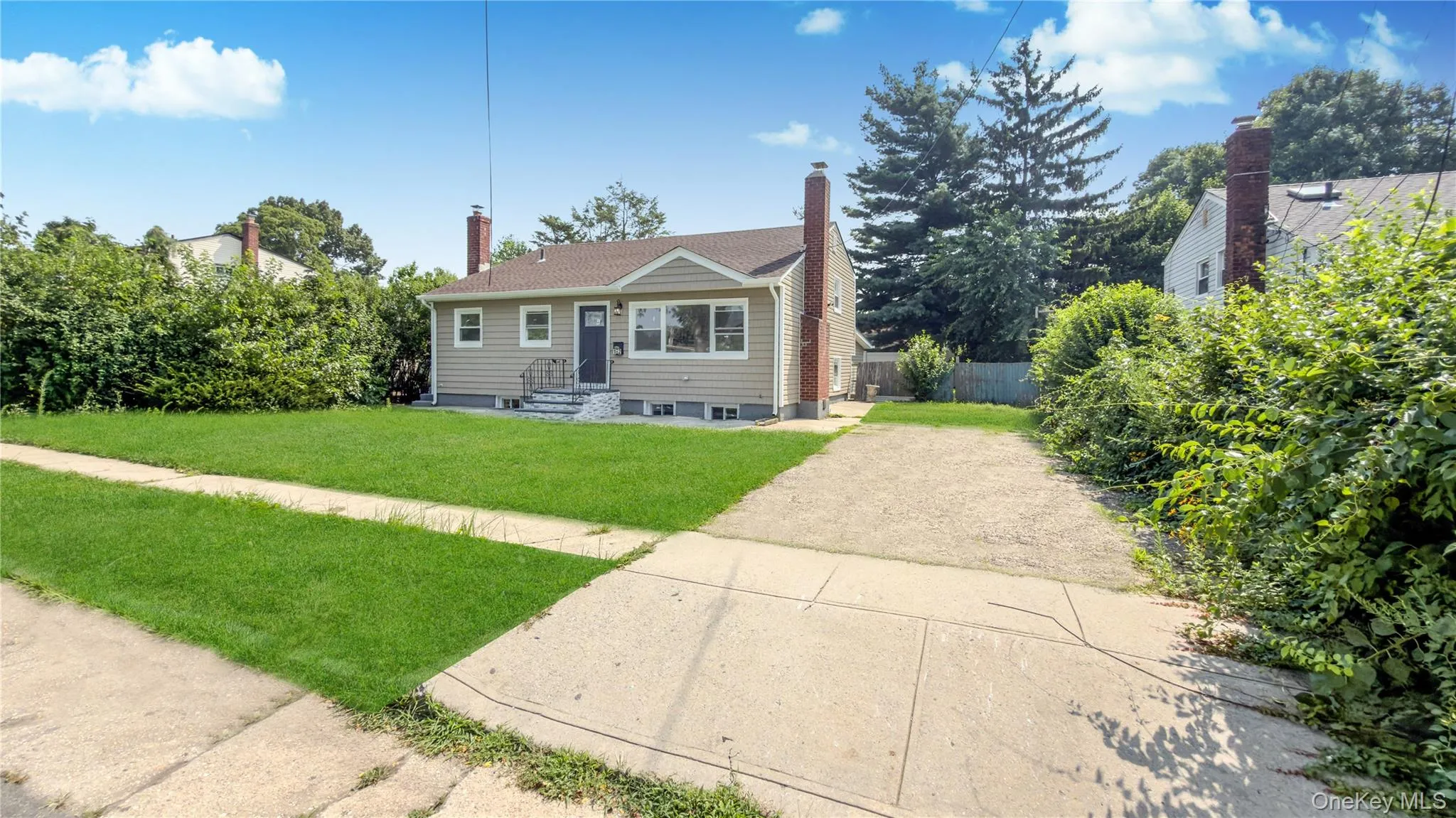 162 State Street, North Hempstead, NY, 5 Bedrooms Bedrooms, 16 Rooms Rooms,2 BathroomsBathrooms,Residential,For Rent,State,0,1026509 162 State Street, North Hempstead, NY, 5 Bedrooms Bedrooms, 16 Rooms Rooms,2 BathroomsBathrooms,Residential,For Rent,State,0,1026509