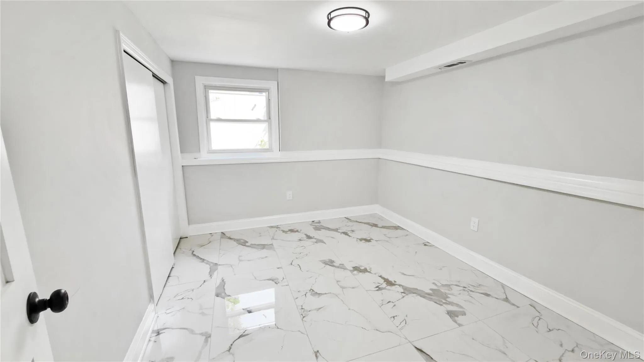 162 State Street, North Hempstead, NY, 5 Bedrooms Bedrooms, 16 Rooms Rooms,2 BathroomsBathrooms,Residential,For Rent,State,0,1026509 162 State Street, North Hempstead, NY, 5 Bedrooms Bedrooms, 16 Rooms Rooms,2 BathroomsBathrooms,Residential,For Rent,State,0,1026509