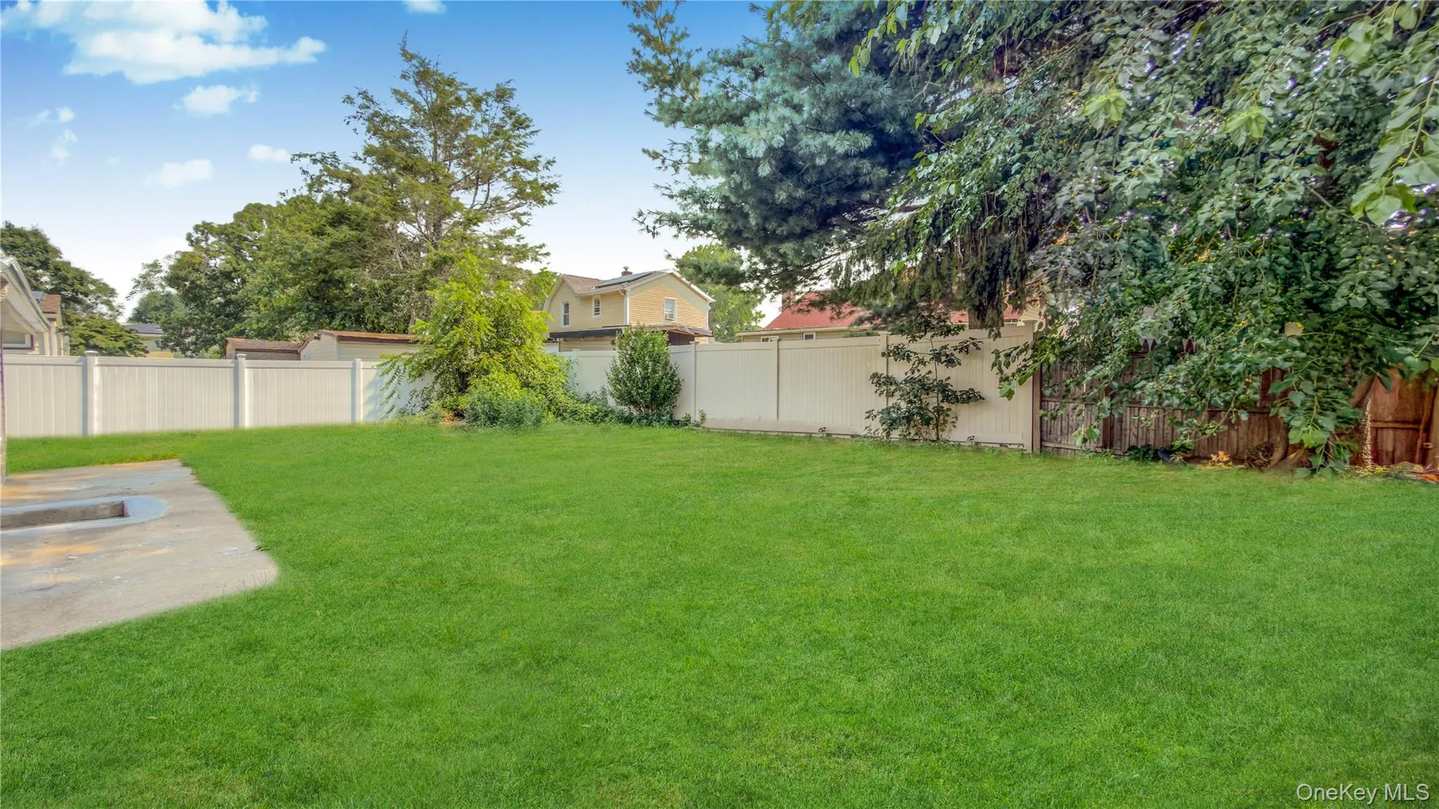 162 State Street, North Hempstead, NY, 5 Bedrooms Bedrooms, 16 Rooms Rooms,2 BathroomsBathrooms,Residential,For Rent,State,0,1026509 162 State Street, North Hempstead, NY, 5 Bedrooms Bedrooms, 16 Rooms Rooms,2 BathroomsBathrooms,Residential,For Rent,State,0,1026509
